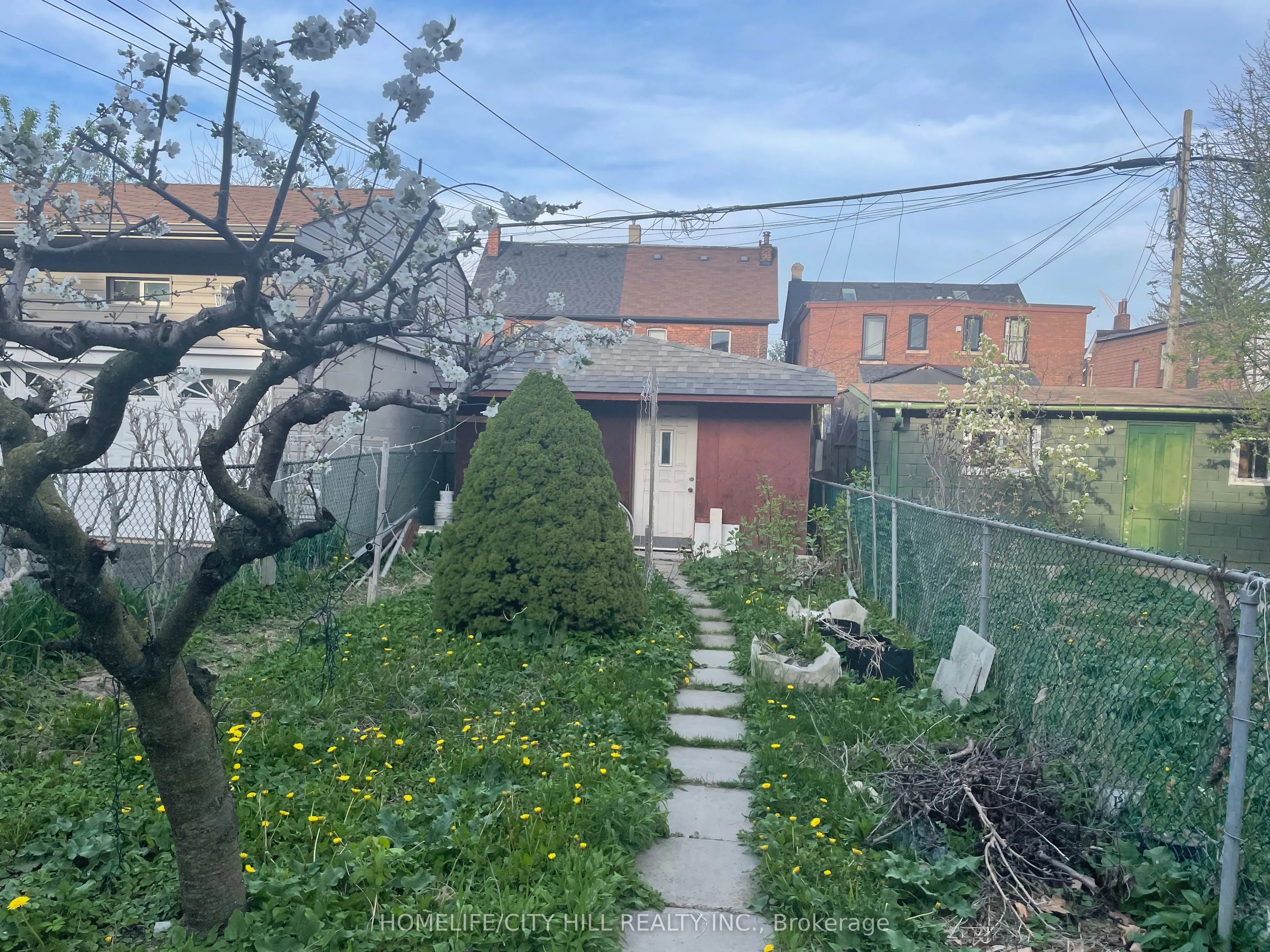 71 Russett Avenue