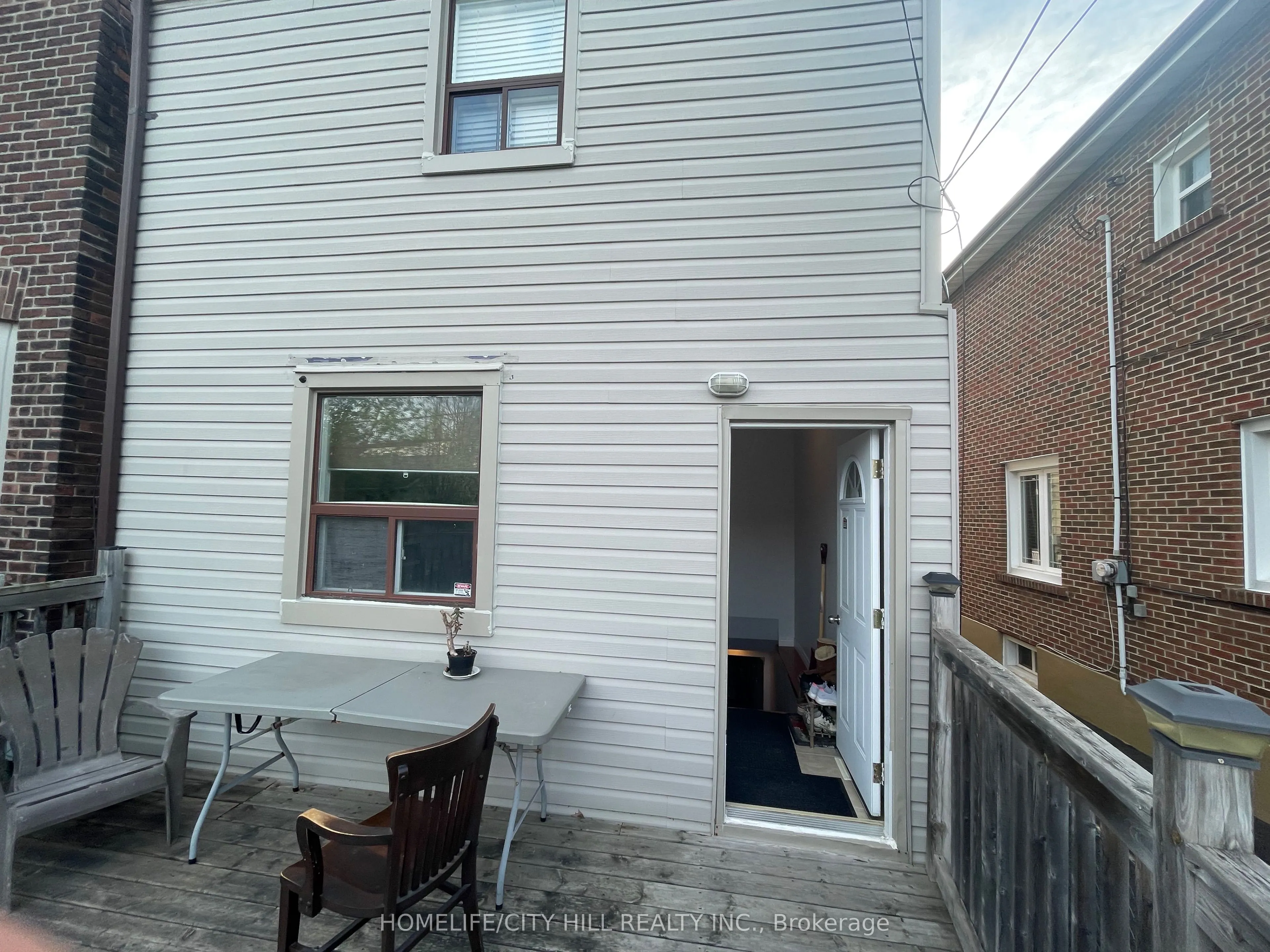 71 Russett Avenue