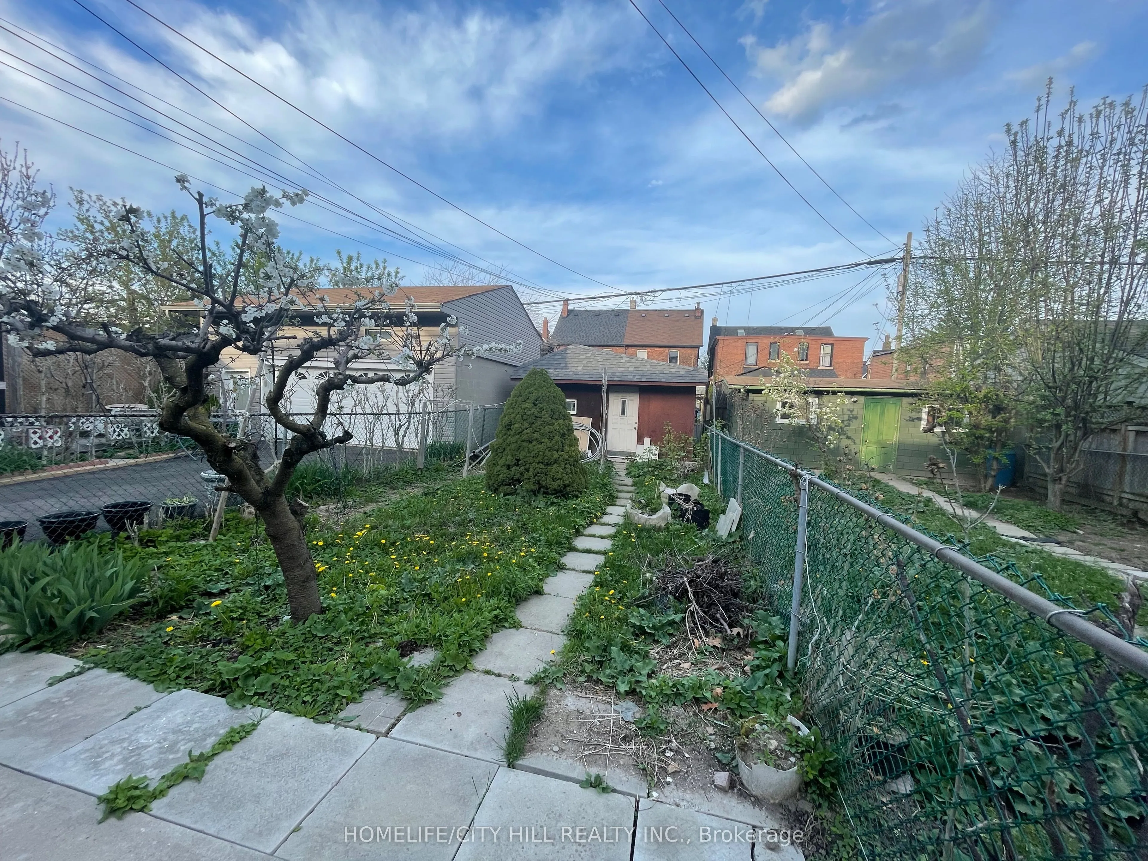 71 Russett Avenue