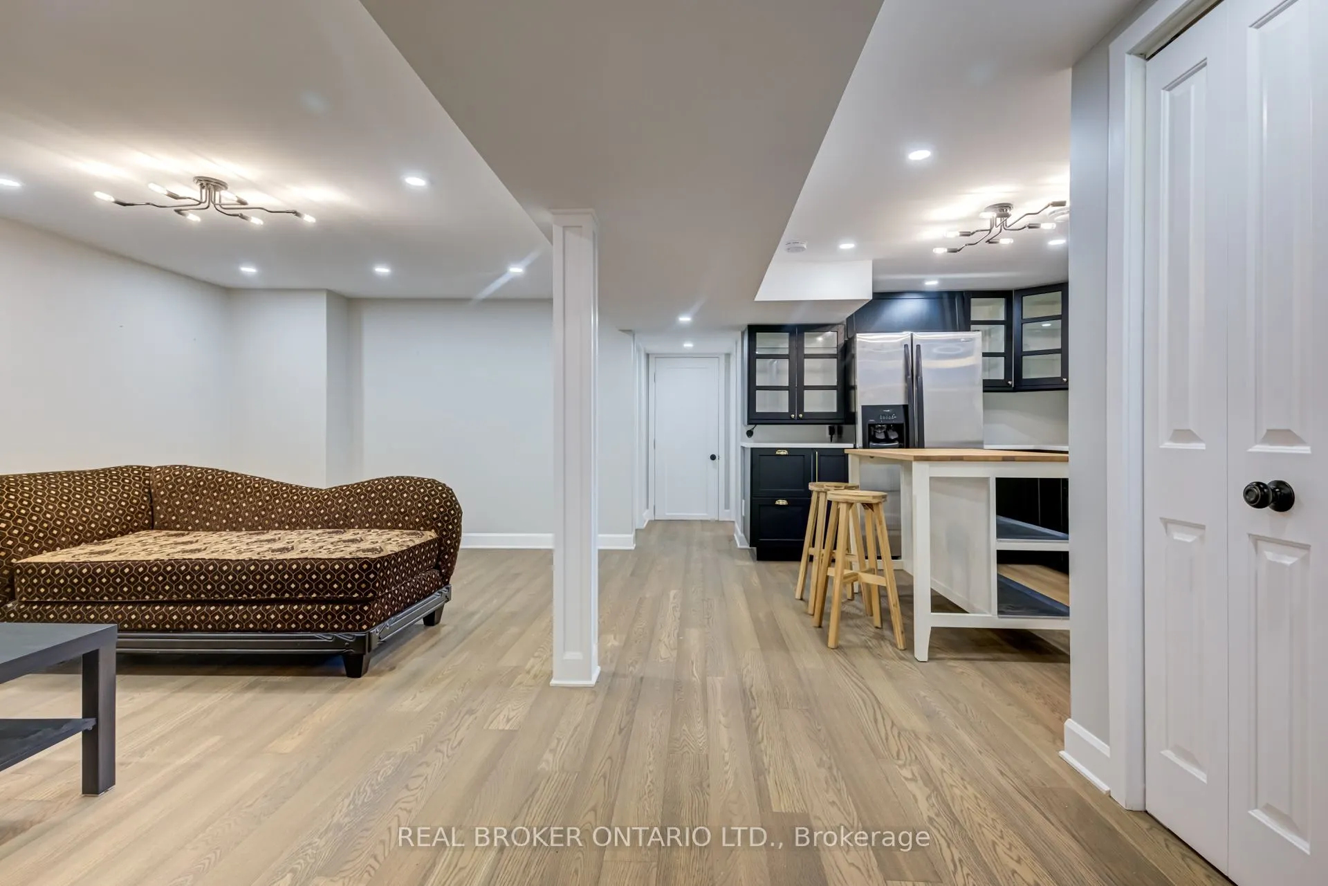 186 Jeffrey Avenue, #Lower