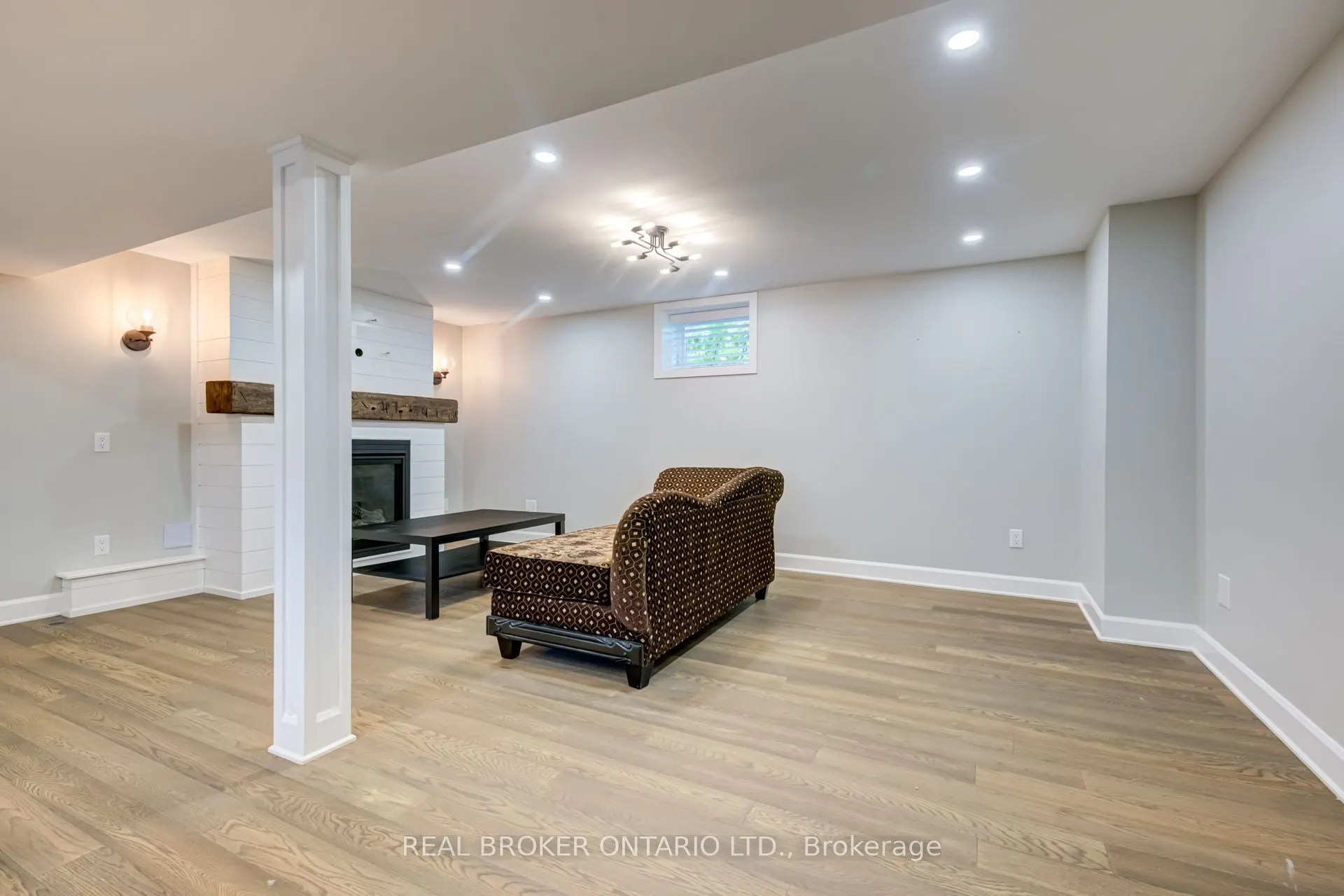 186 Jeffrey Avenue, #Lower