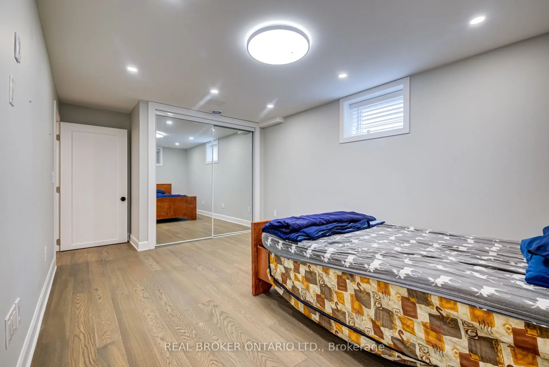 186 Jeffrey Avenue, #Lower