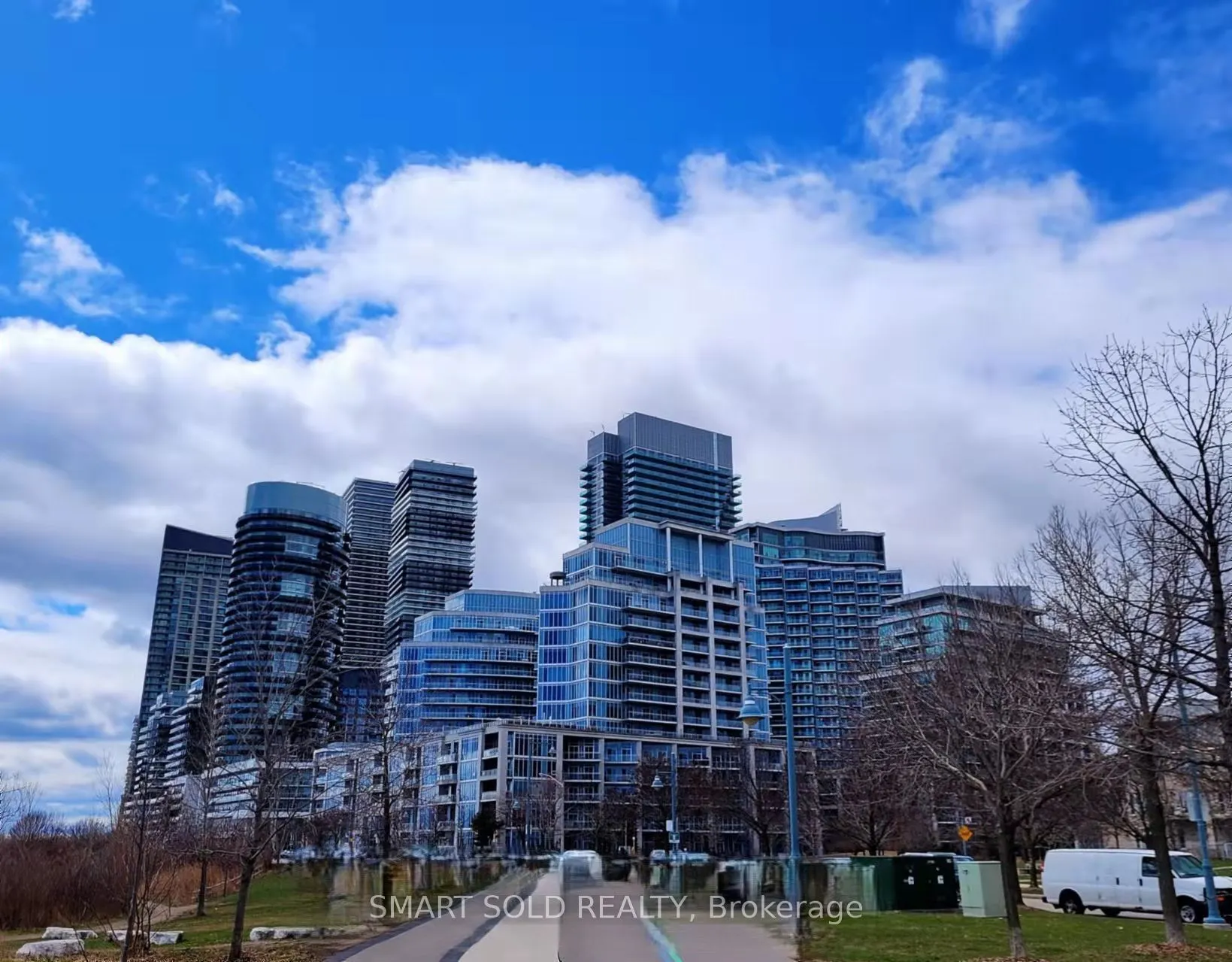 39 Annie Craig Drive, #1206