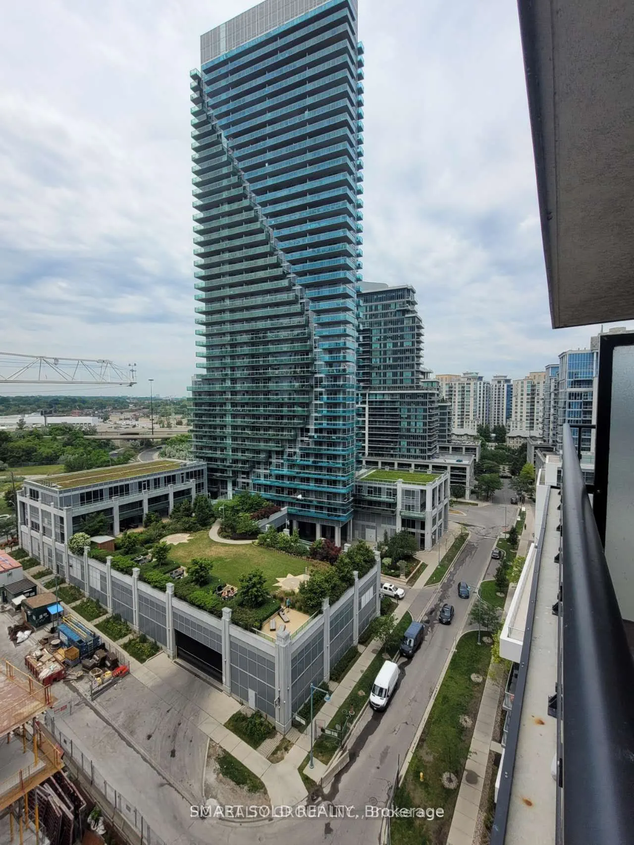 39 Annie Craig Drive, #1206