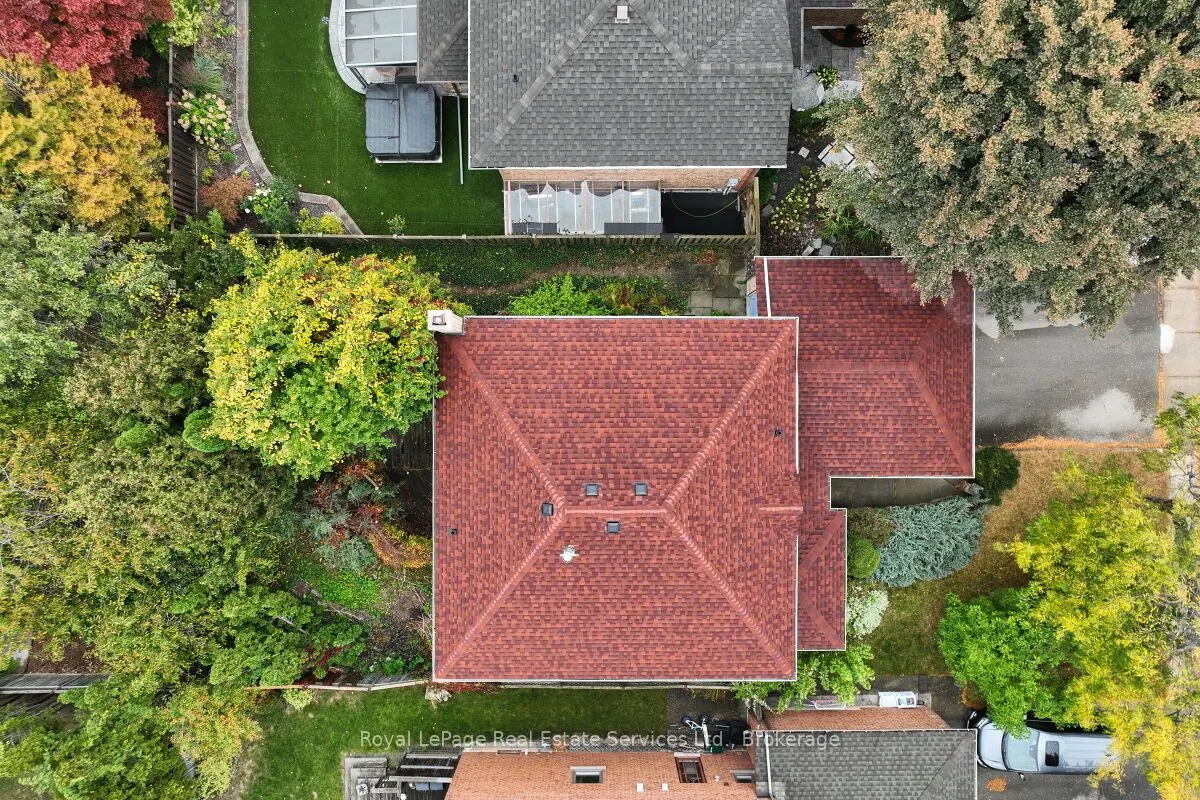 101 Waldie Road