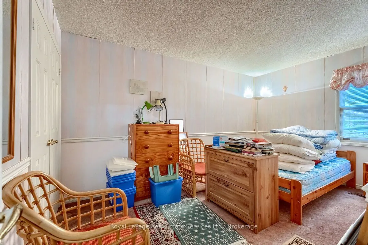 101 Waldie Road
