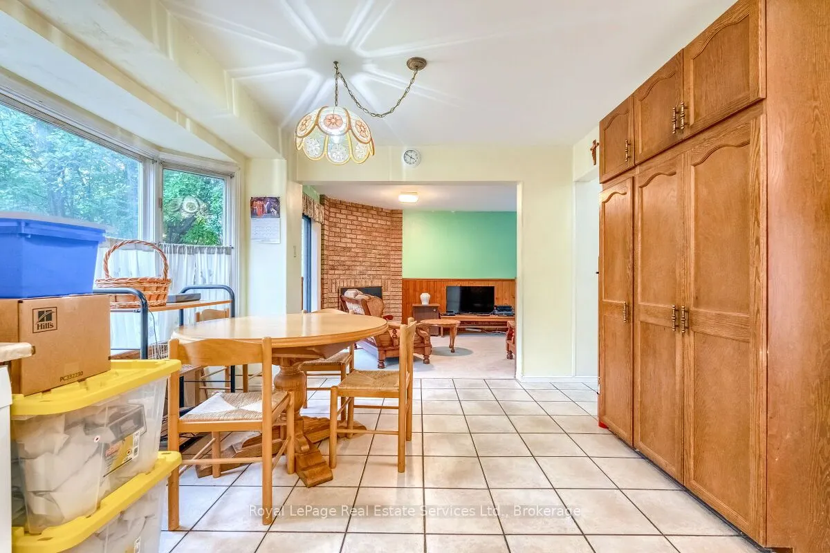 101 Waldie Road