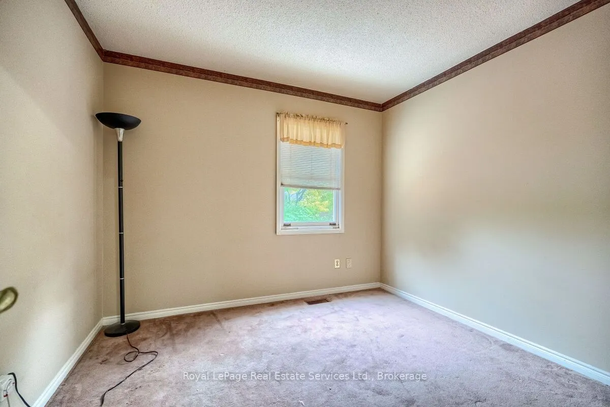 101 Waldie Road