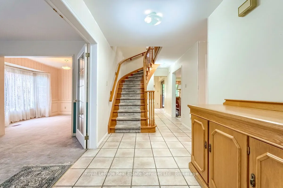 101 Waldie Road