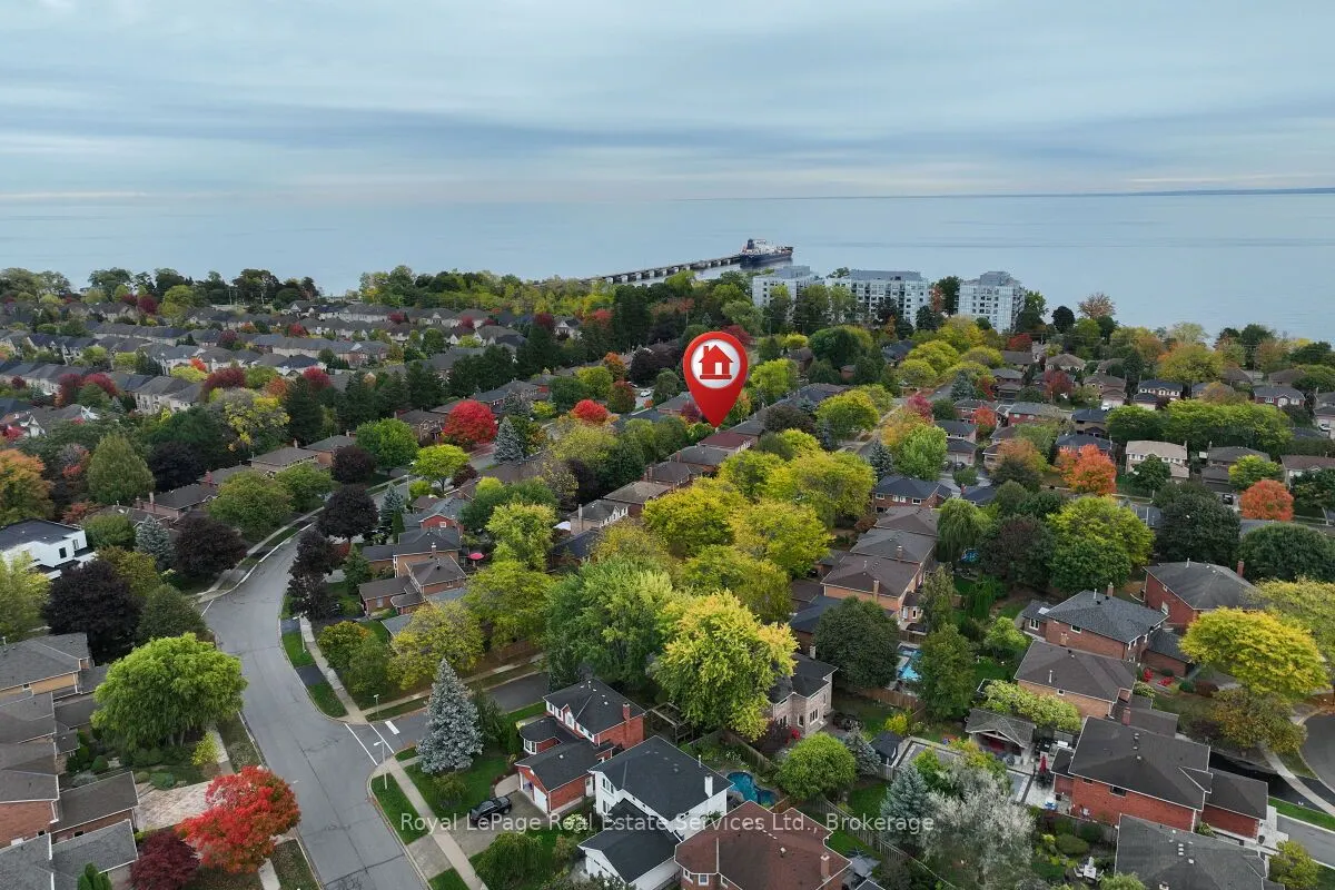 101 Waldie Road