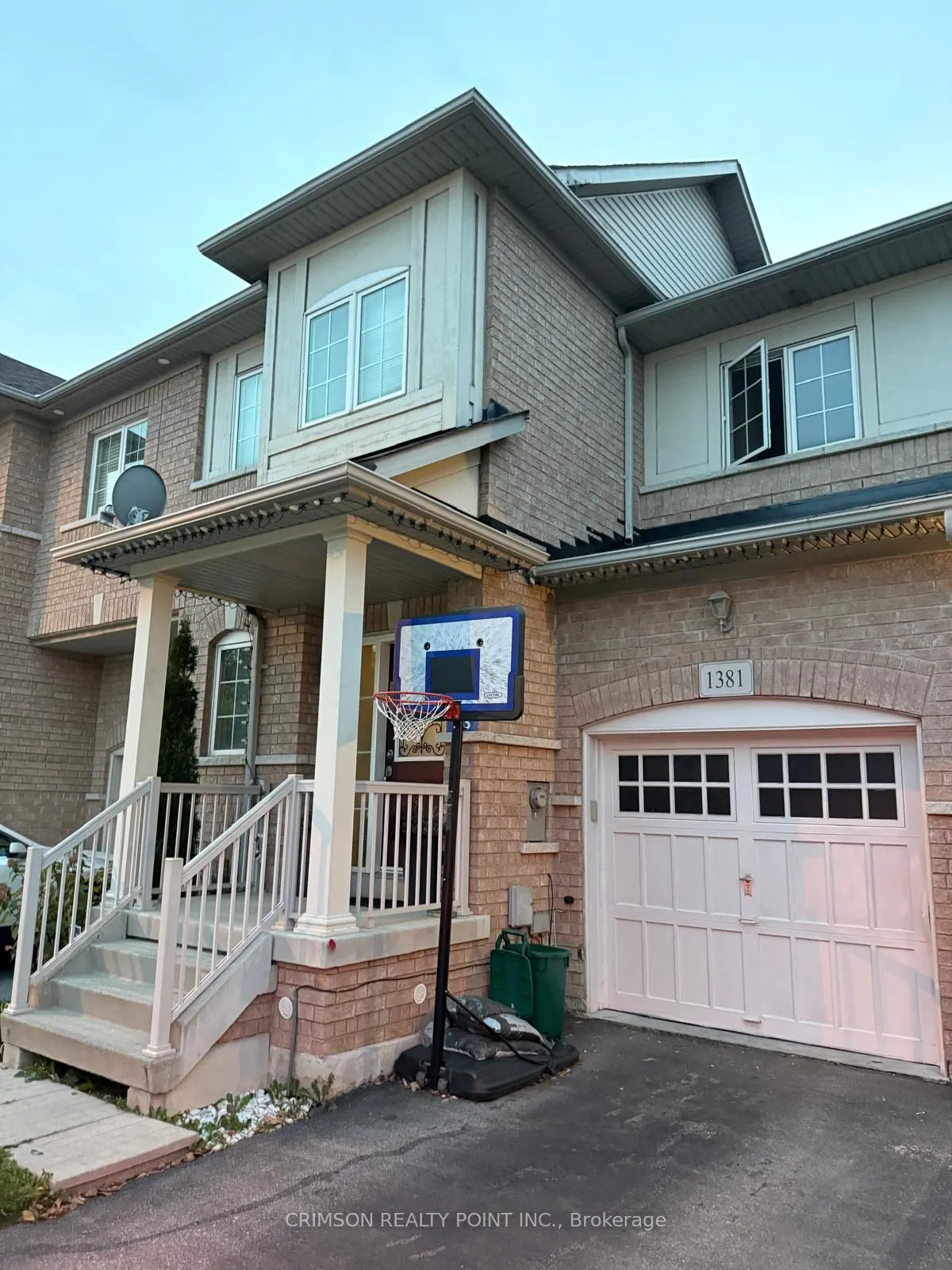 1381 Brandon Terrace