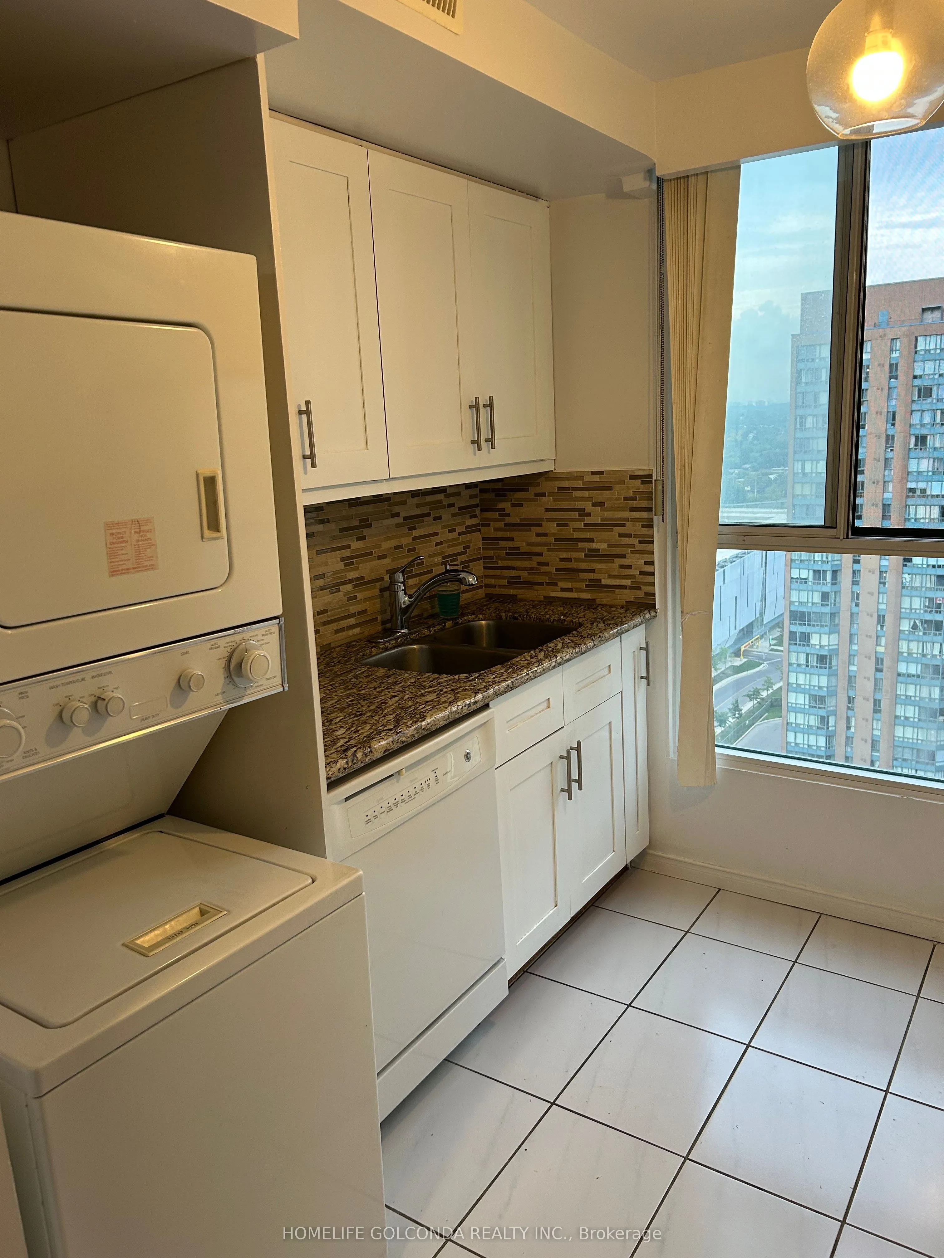 155 Hillcrest Avenue E, #2116