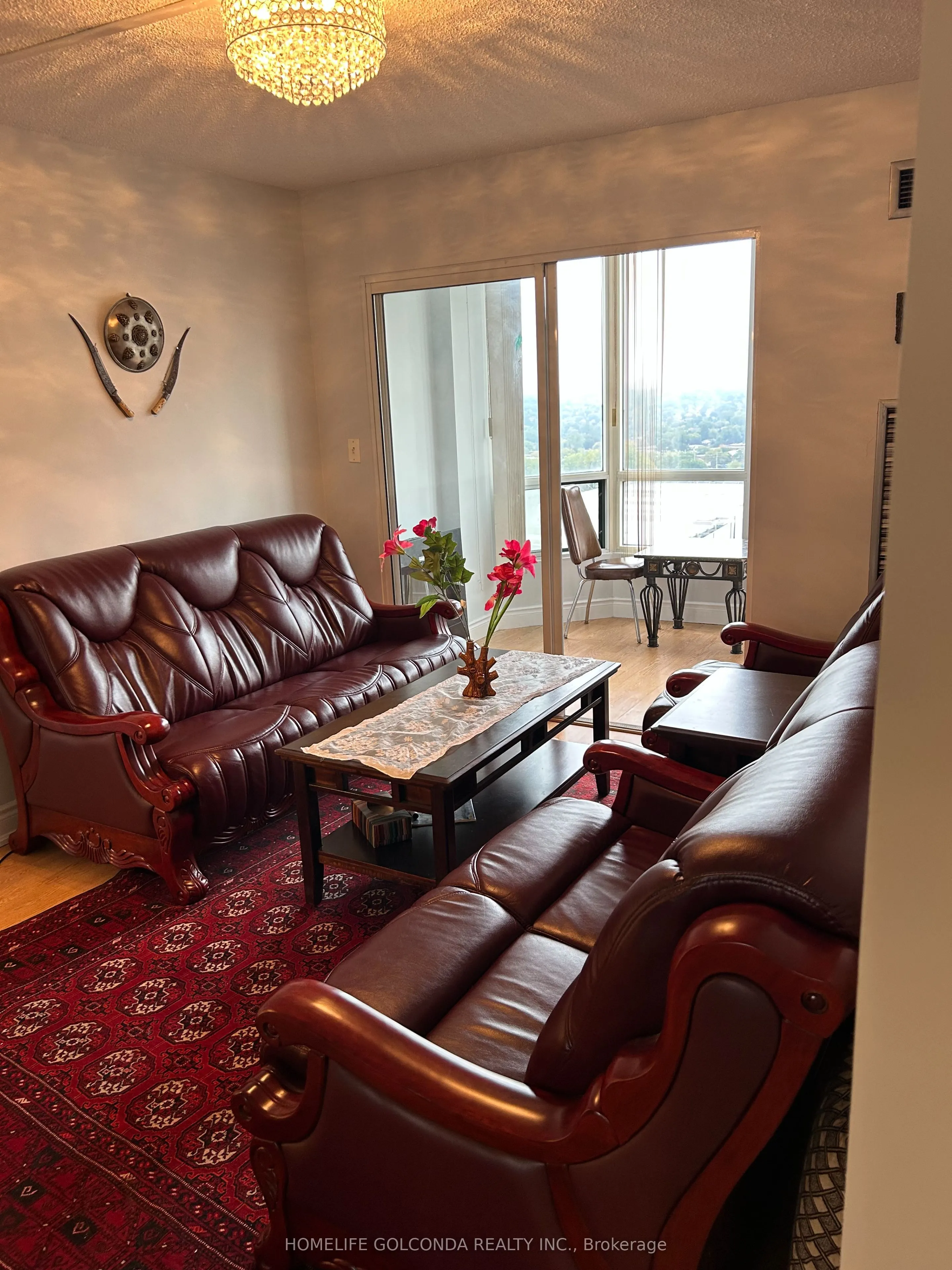 155 Hillcrest Avenue E, #2116