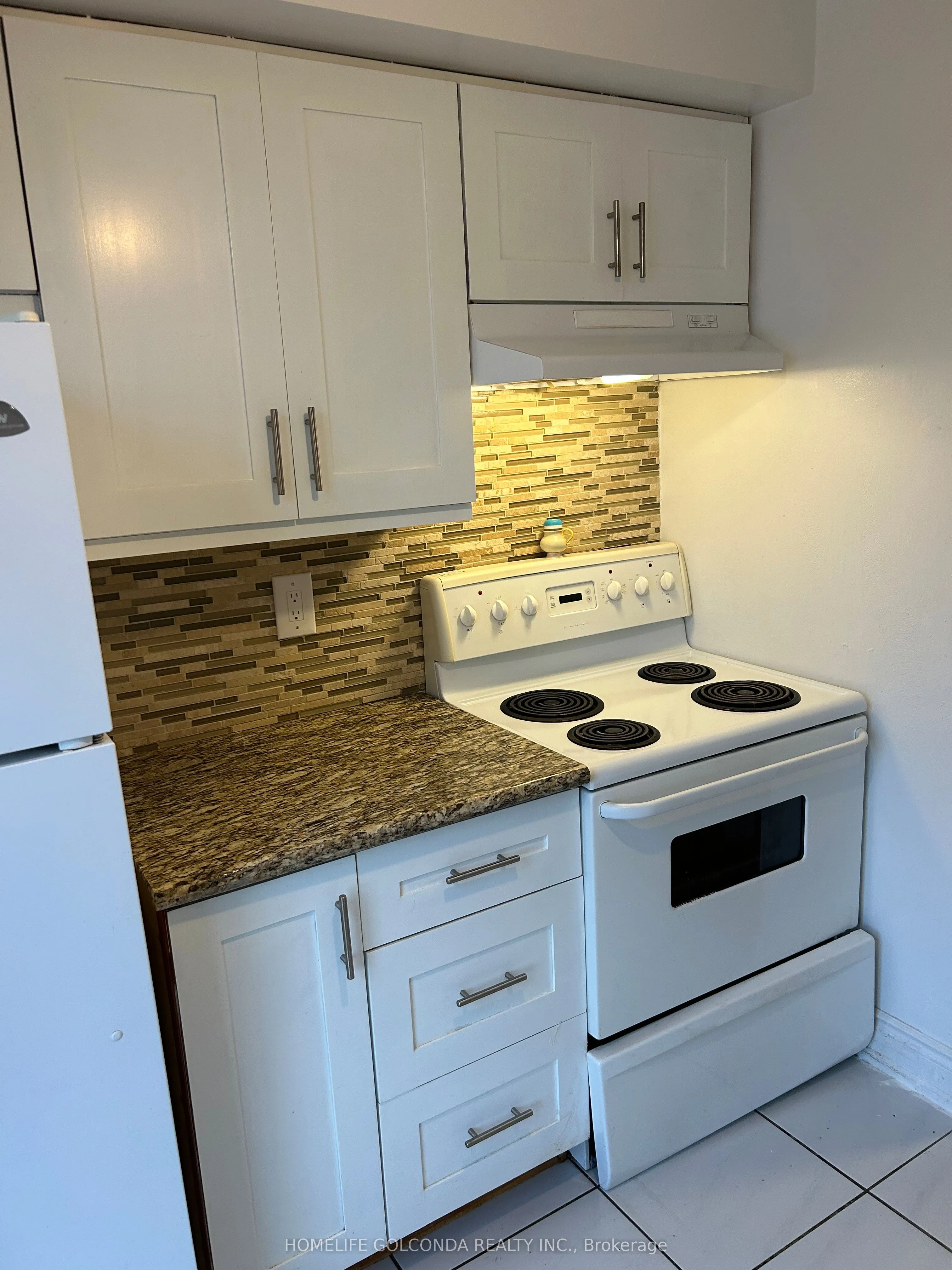 155 Hillcrest Avenue E, #2116