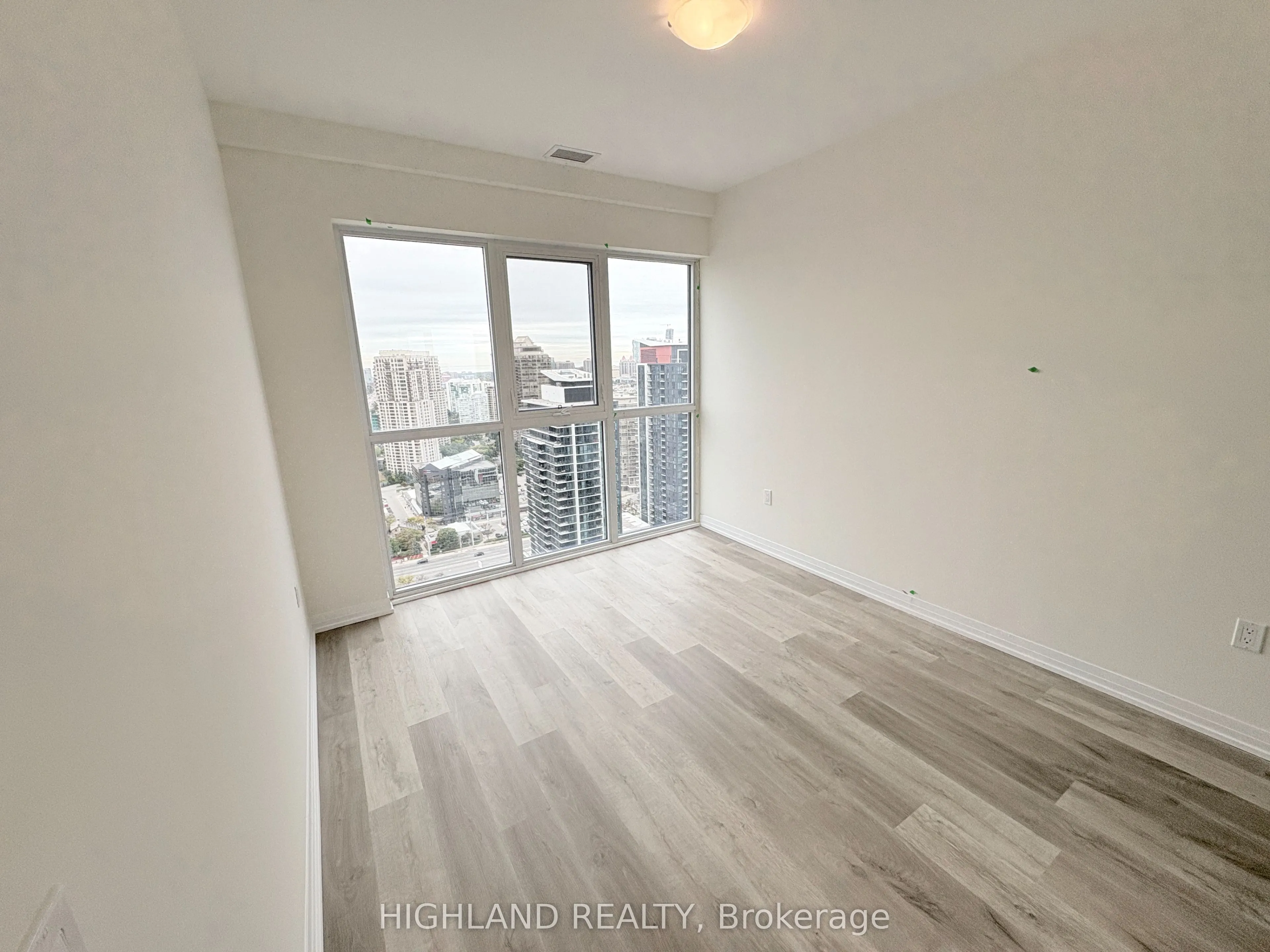 15 Watergarden Drive, #2803