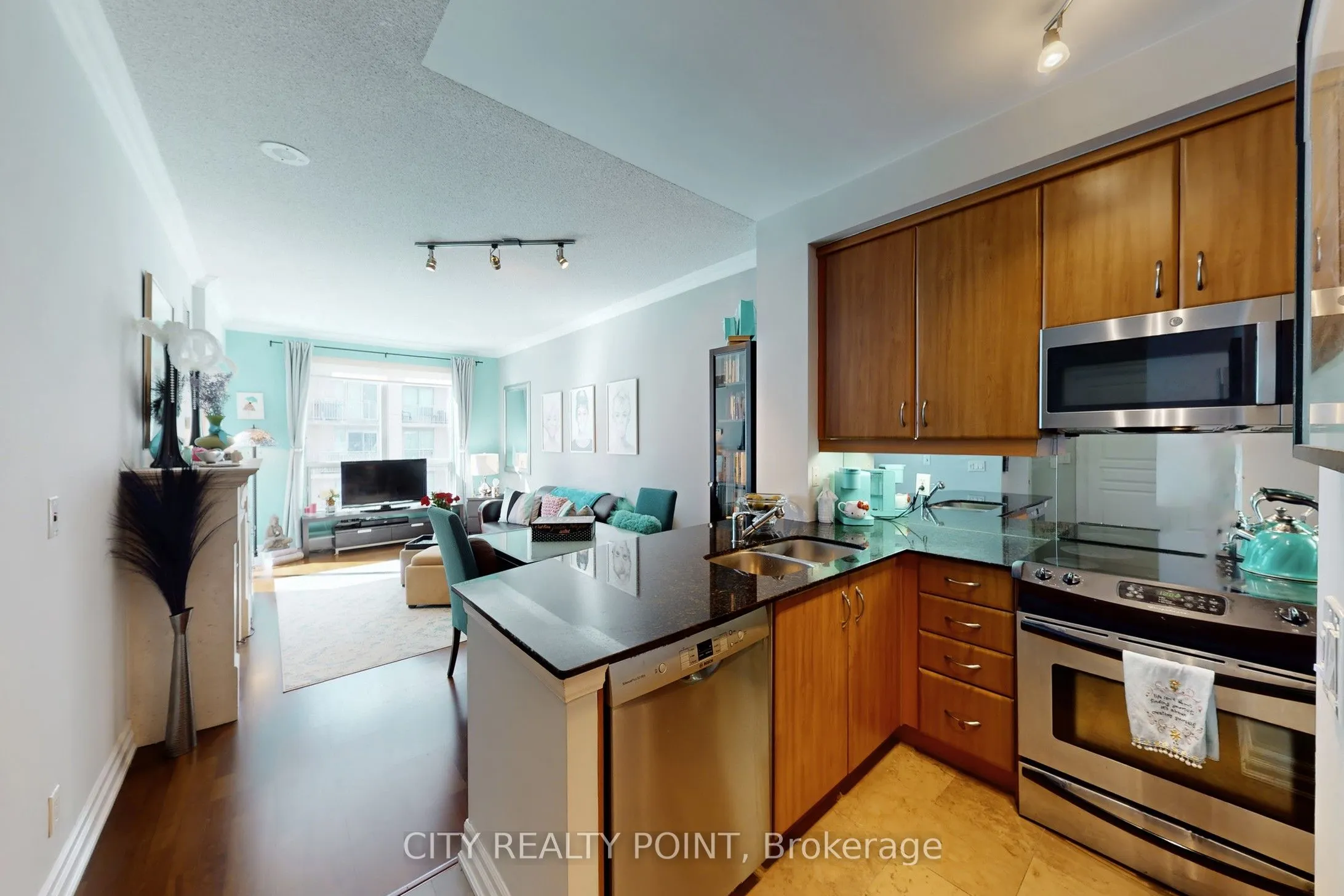 2087 Lake Shore Boulevard W, #1006
