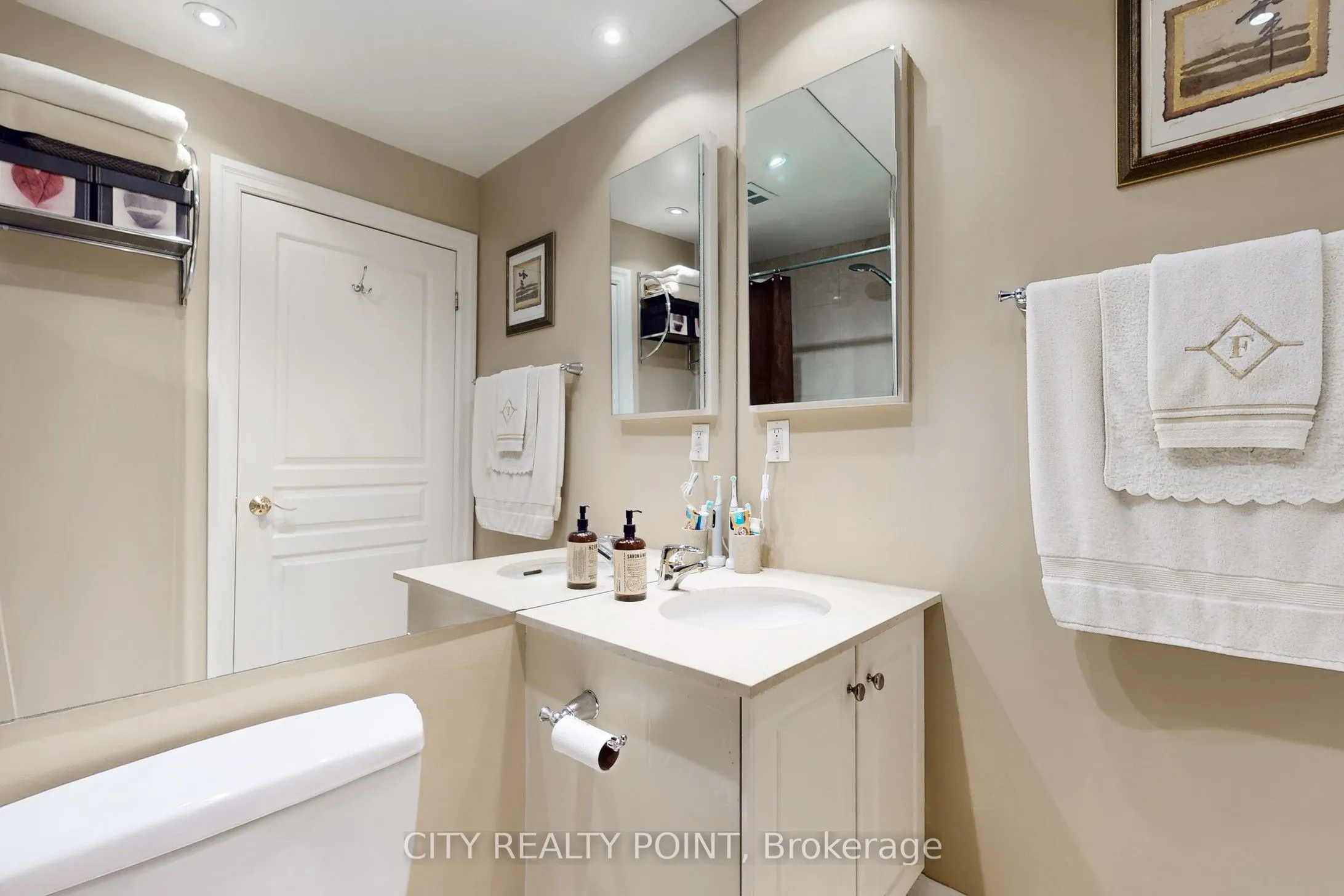 2087 Lake Shore Boulevard W, #1006