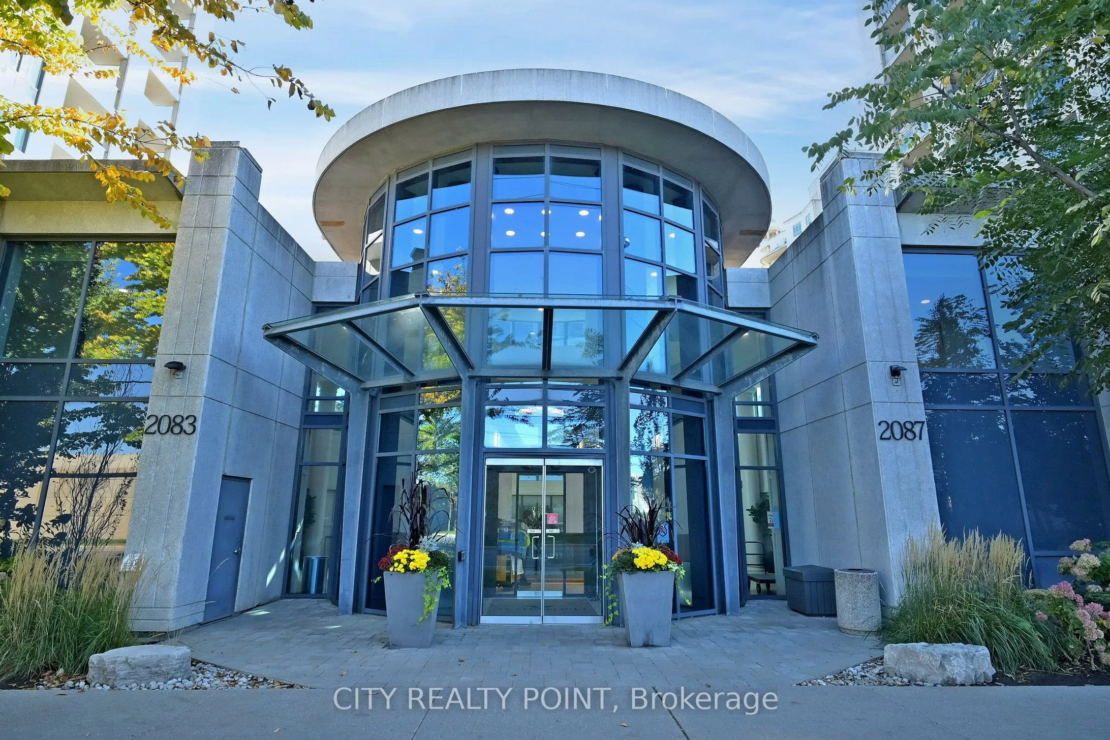 2087 Lake Shore Boulevard W, #1006