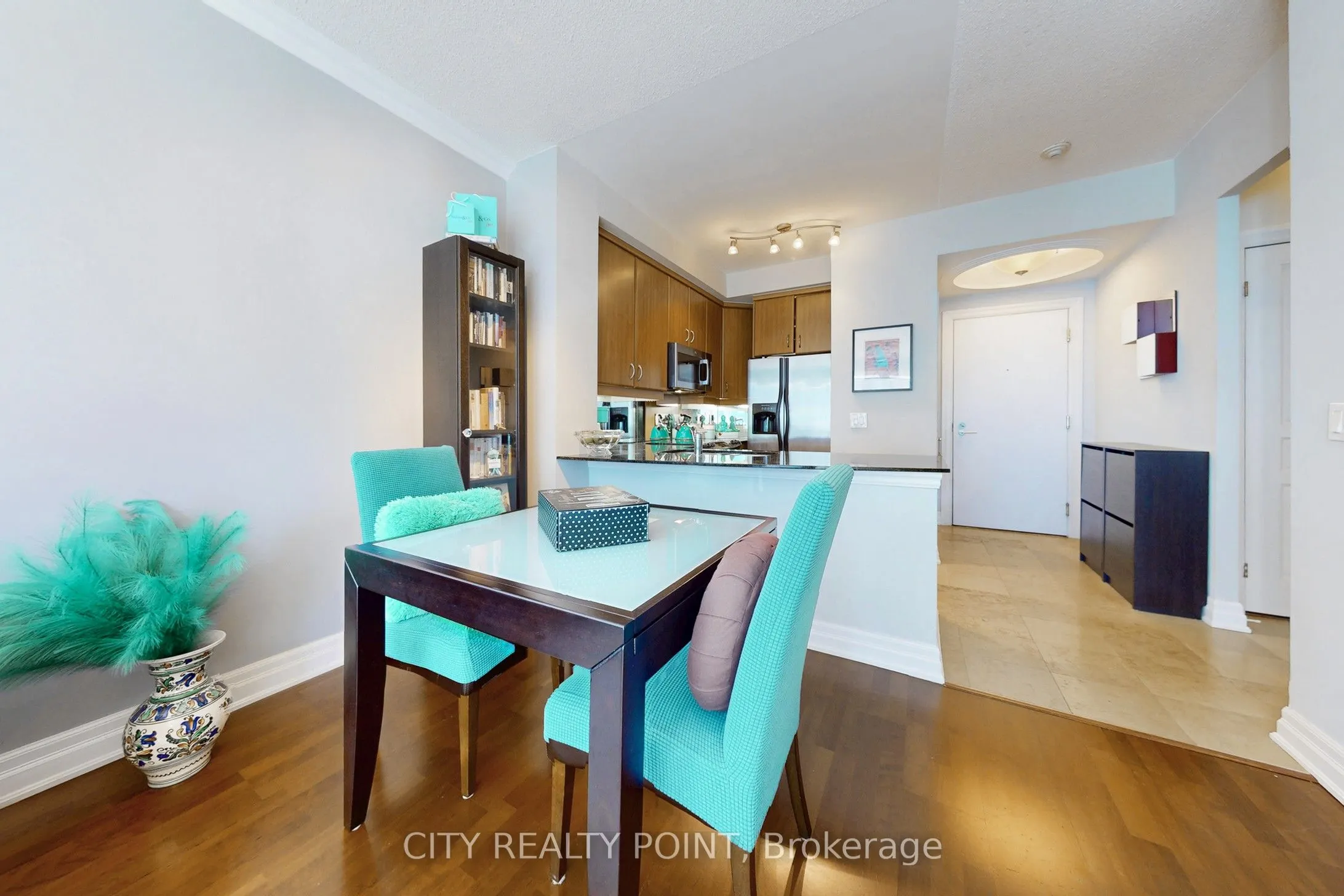 2087 Lake Shore Boulevard W, #1006