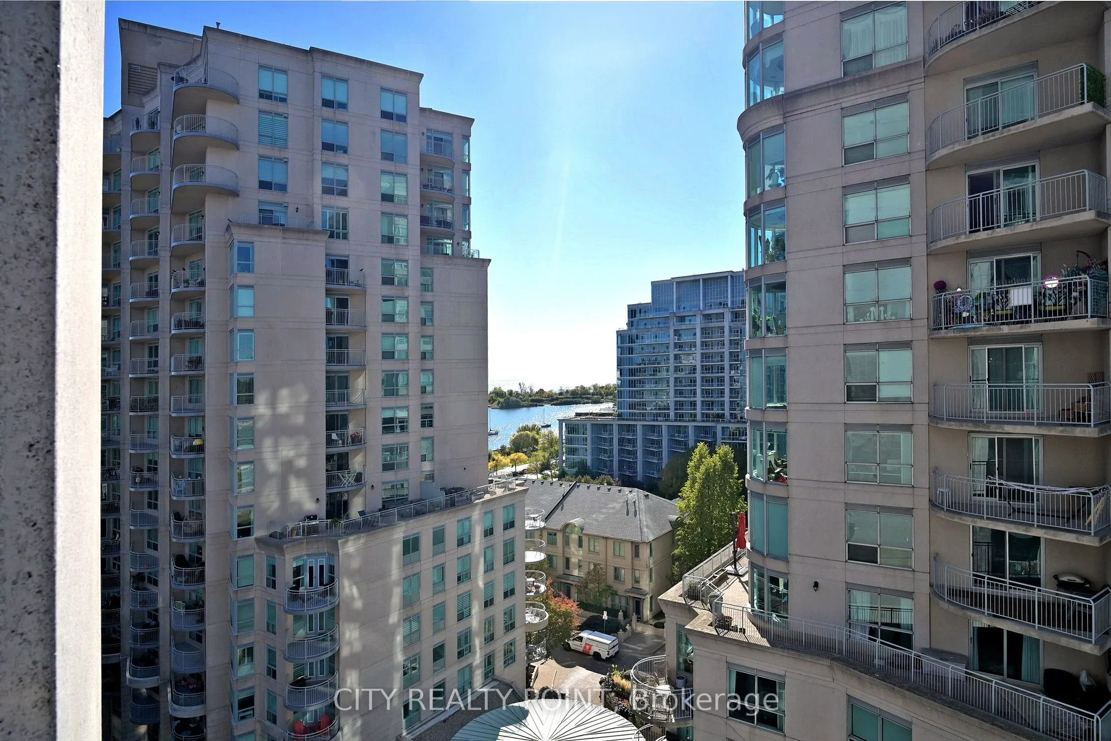2087 Lake Shore Boulevard W, #1006