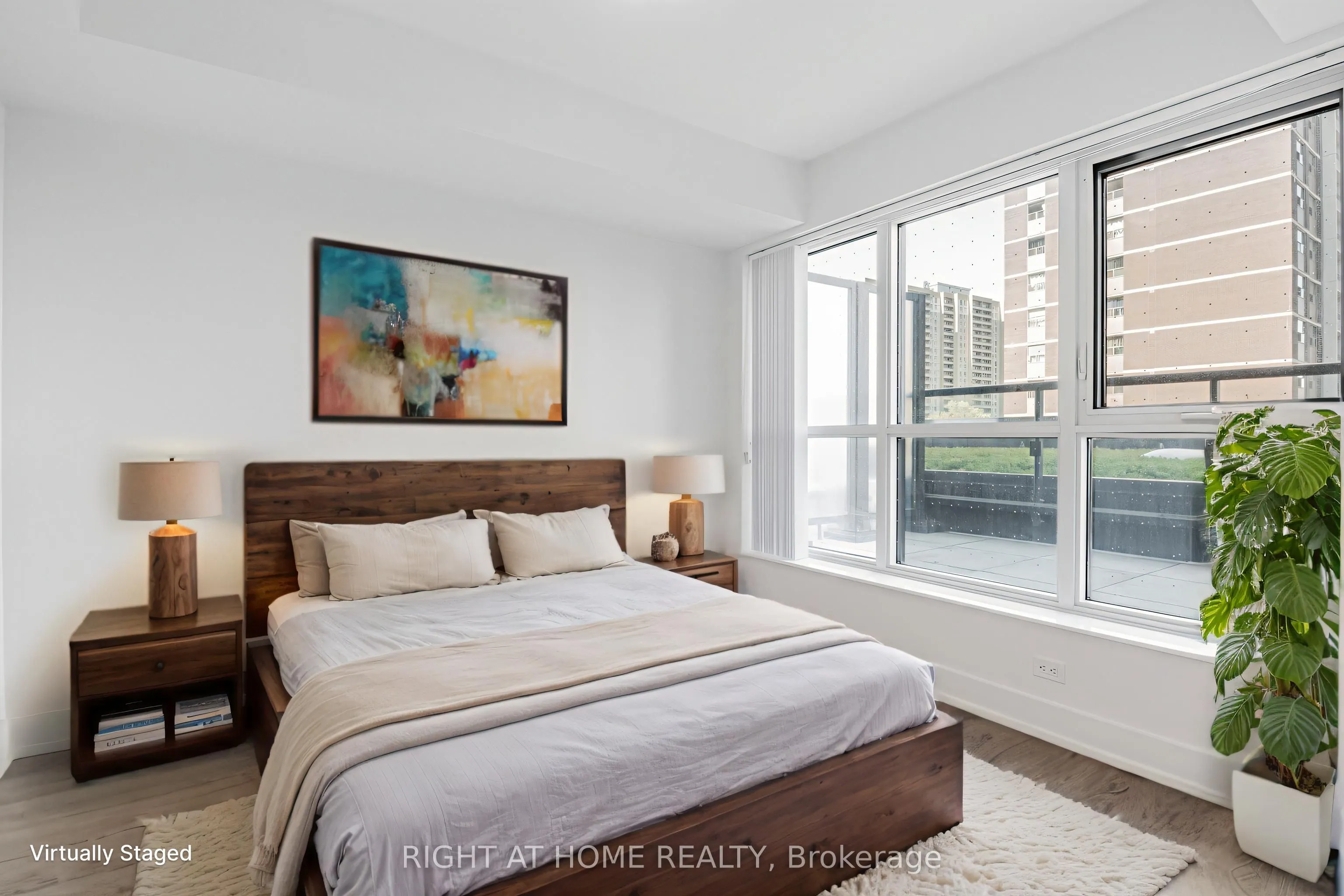 9 Mabelle Avenue, #318
