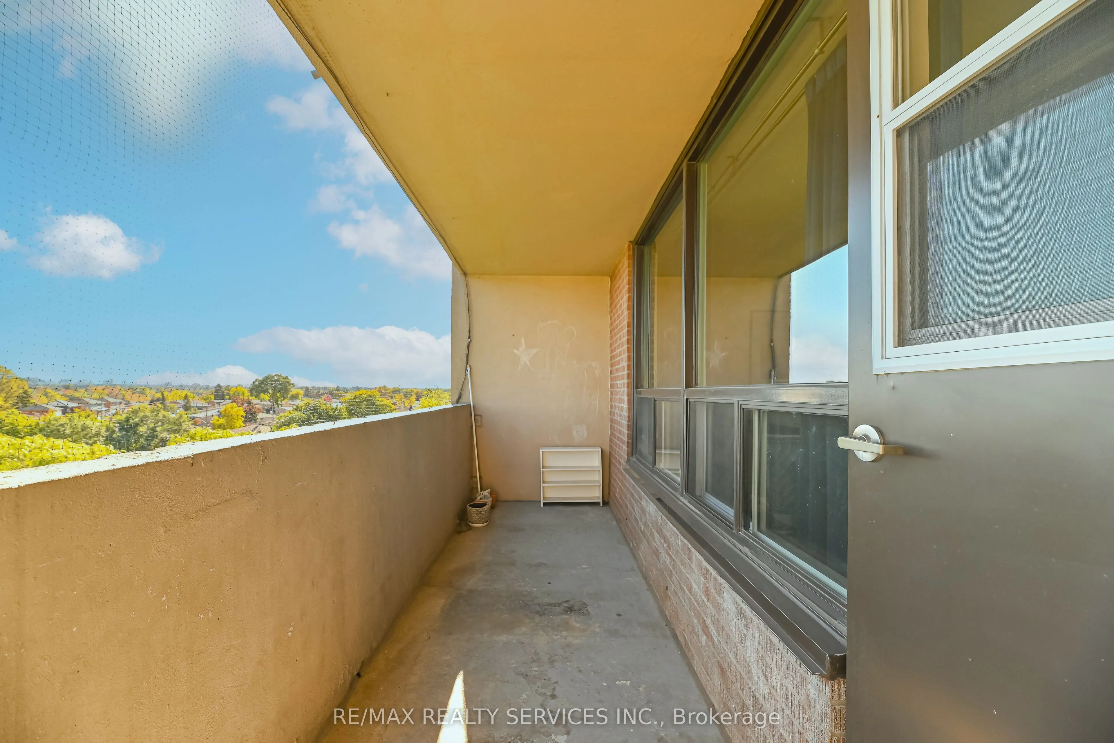 3390 Weston Road, #704