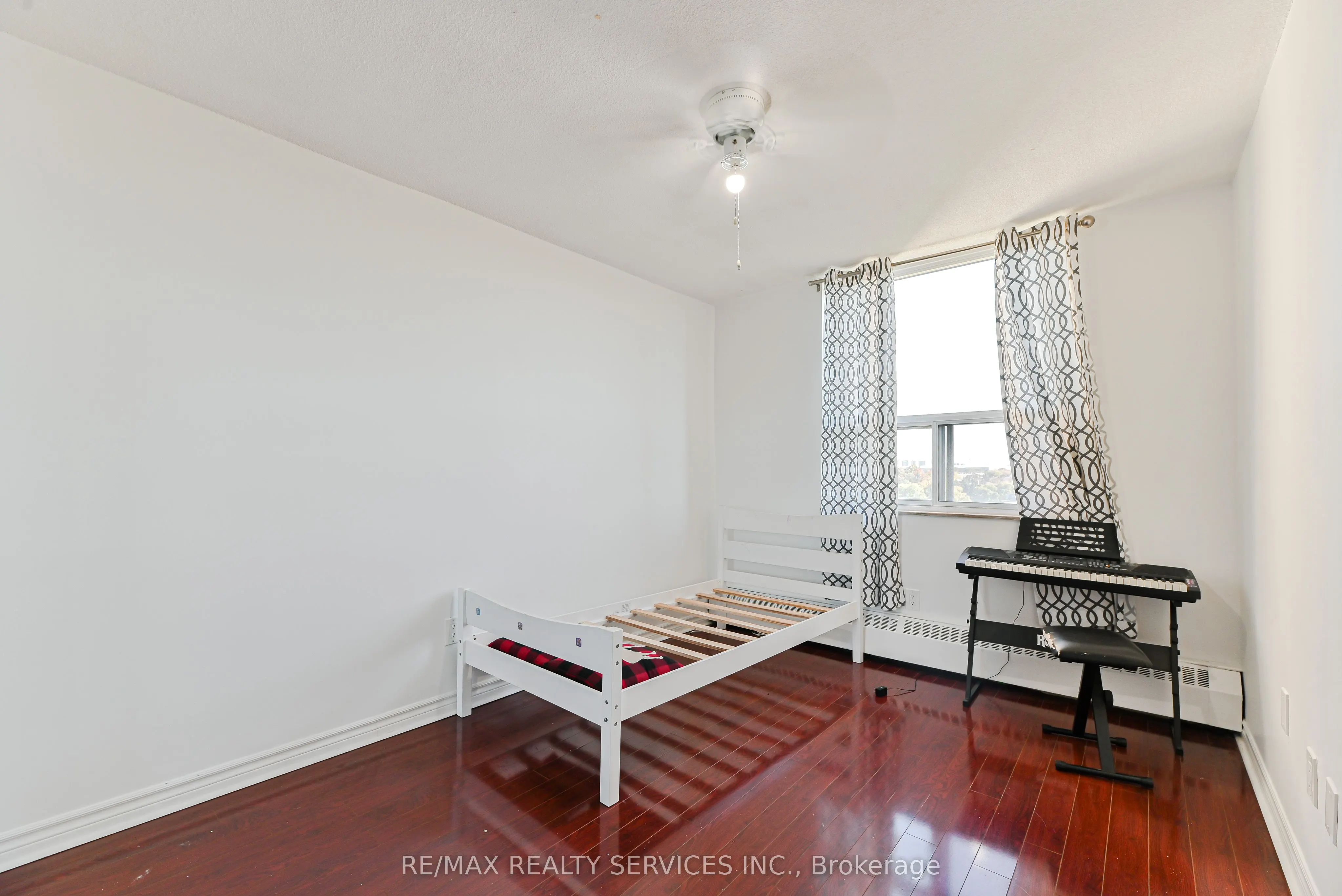 3390 Weston Road, #704