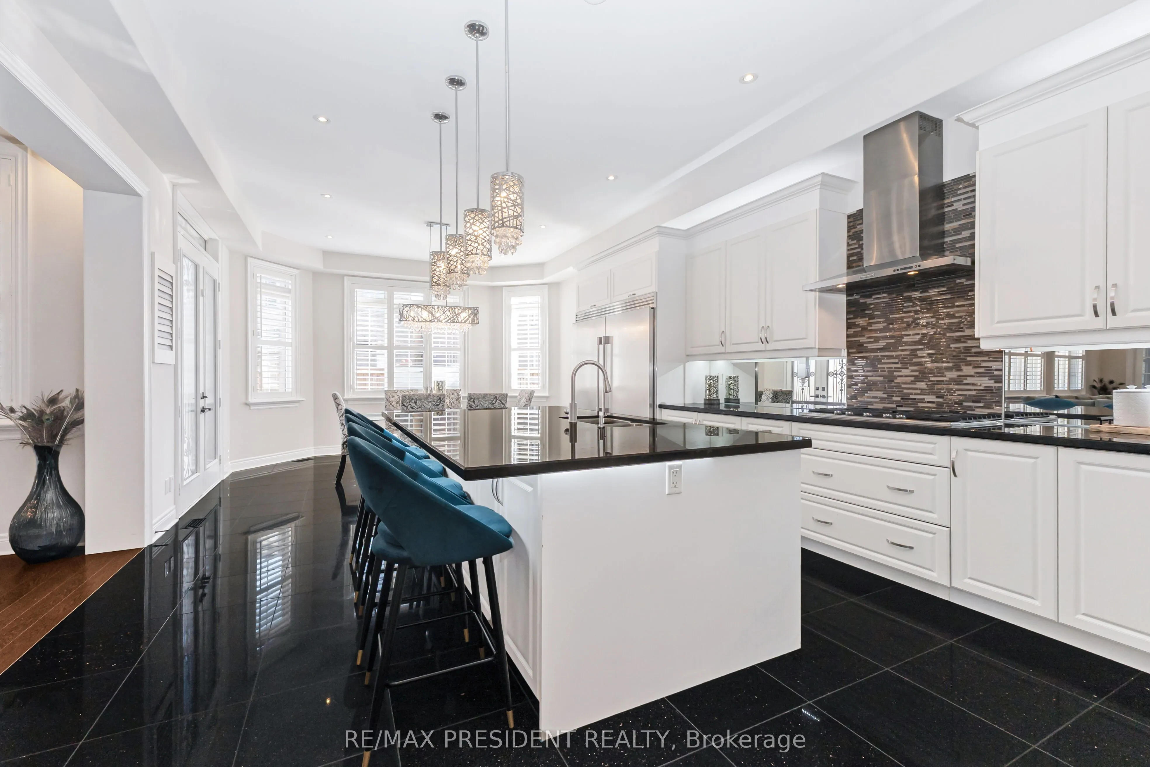 5 Sea Cliff Crescent