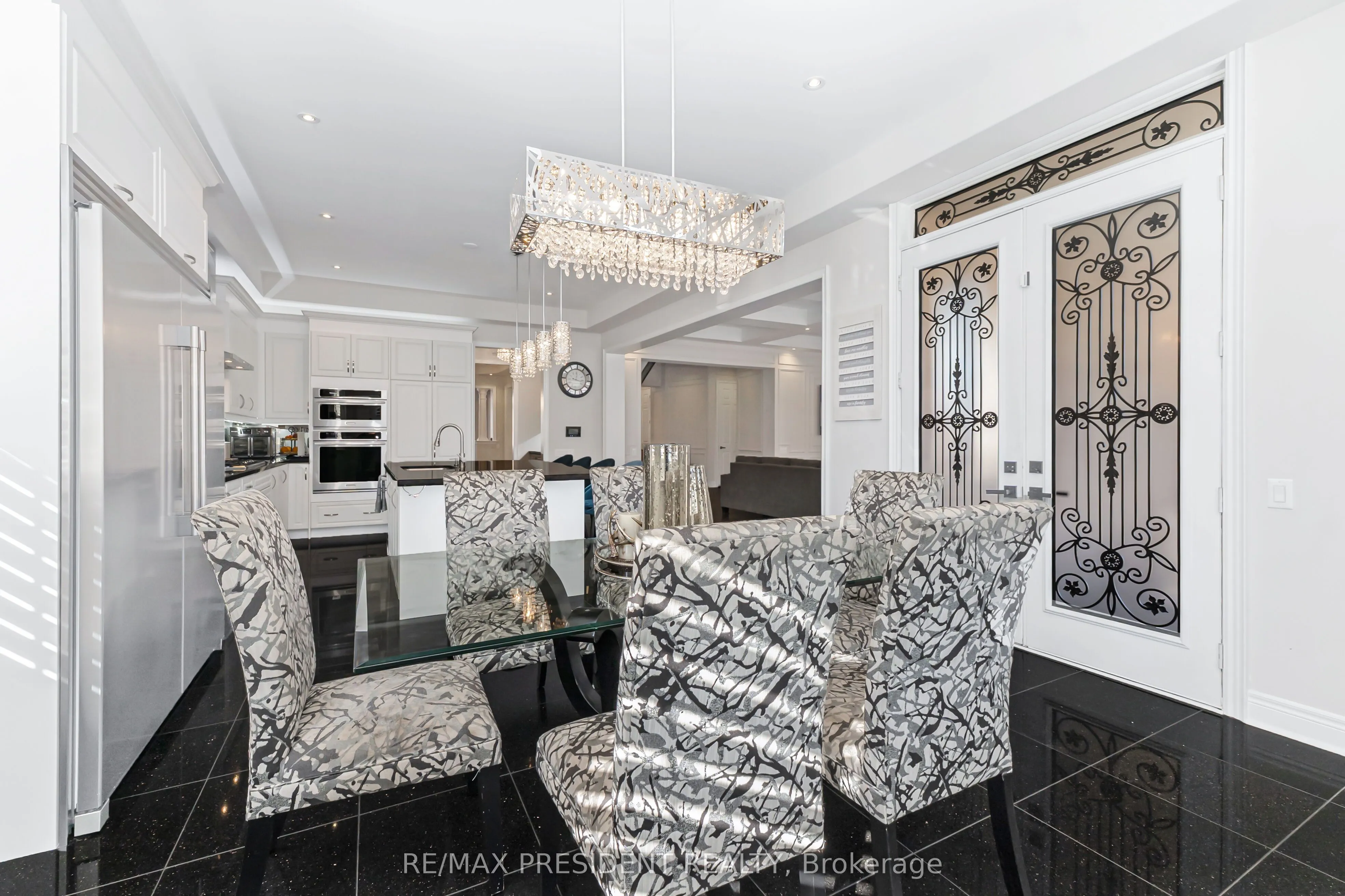 5 Sea Cliff Crescent