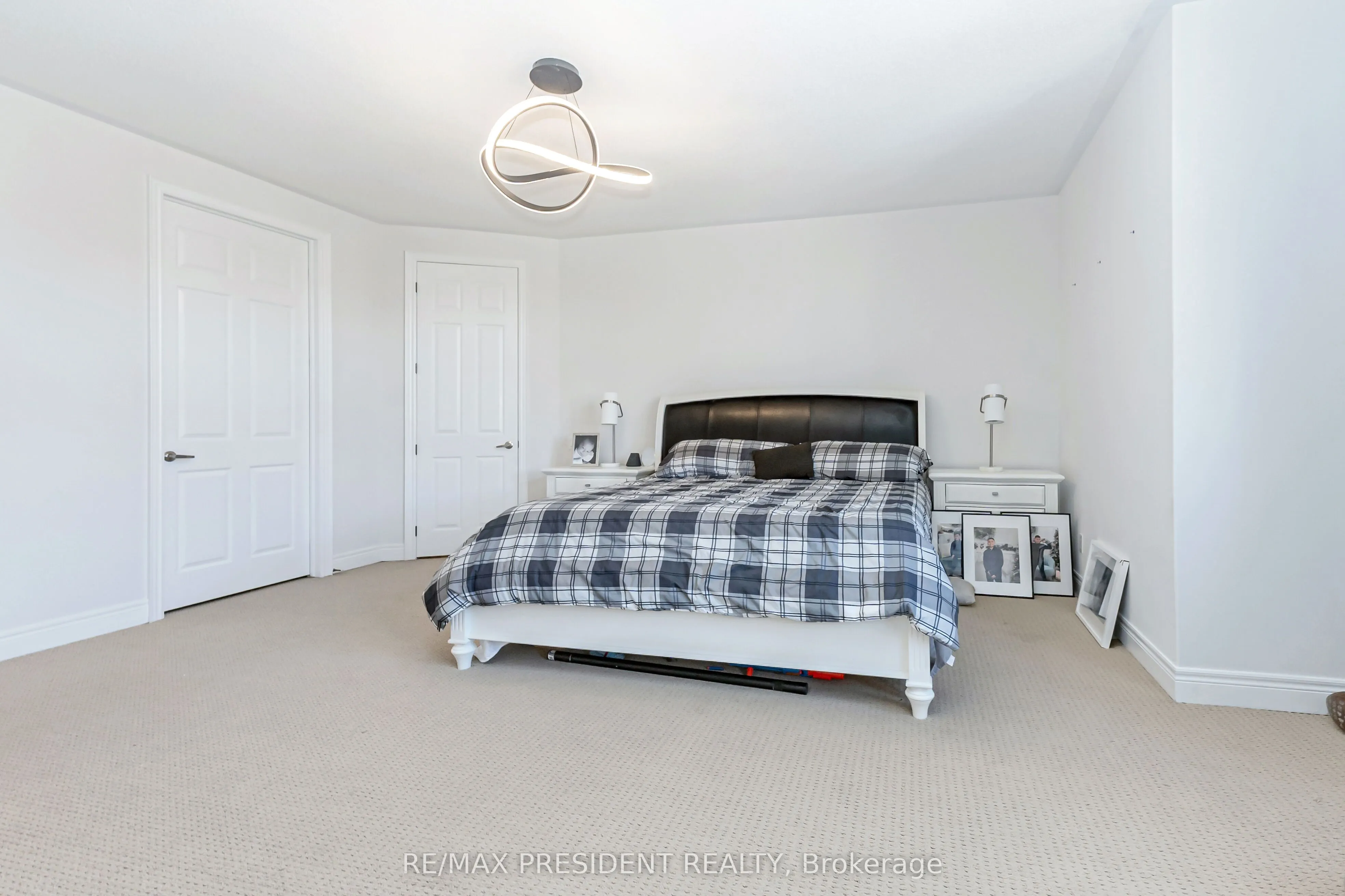 5 Sea Cliff Crescent