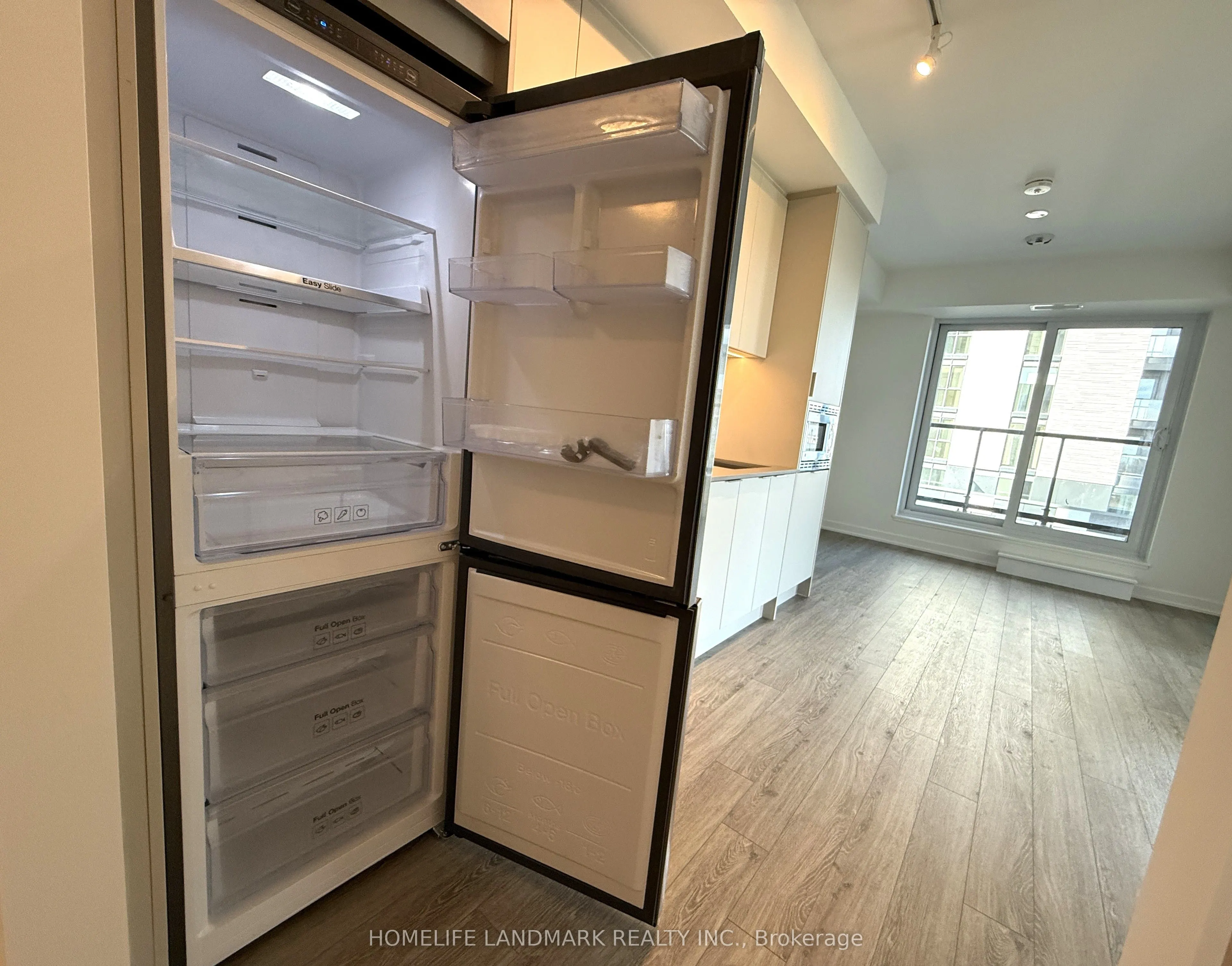 3071 Trafalgar Road, #403