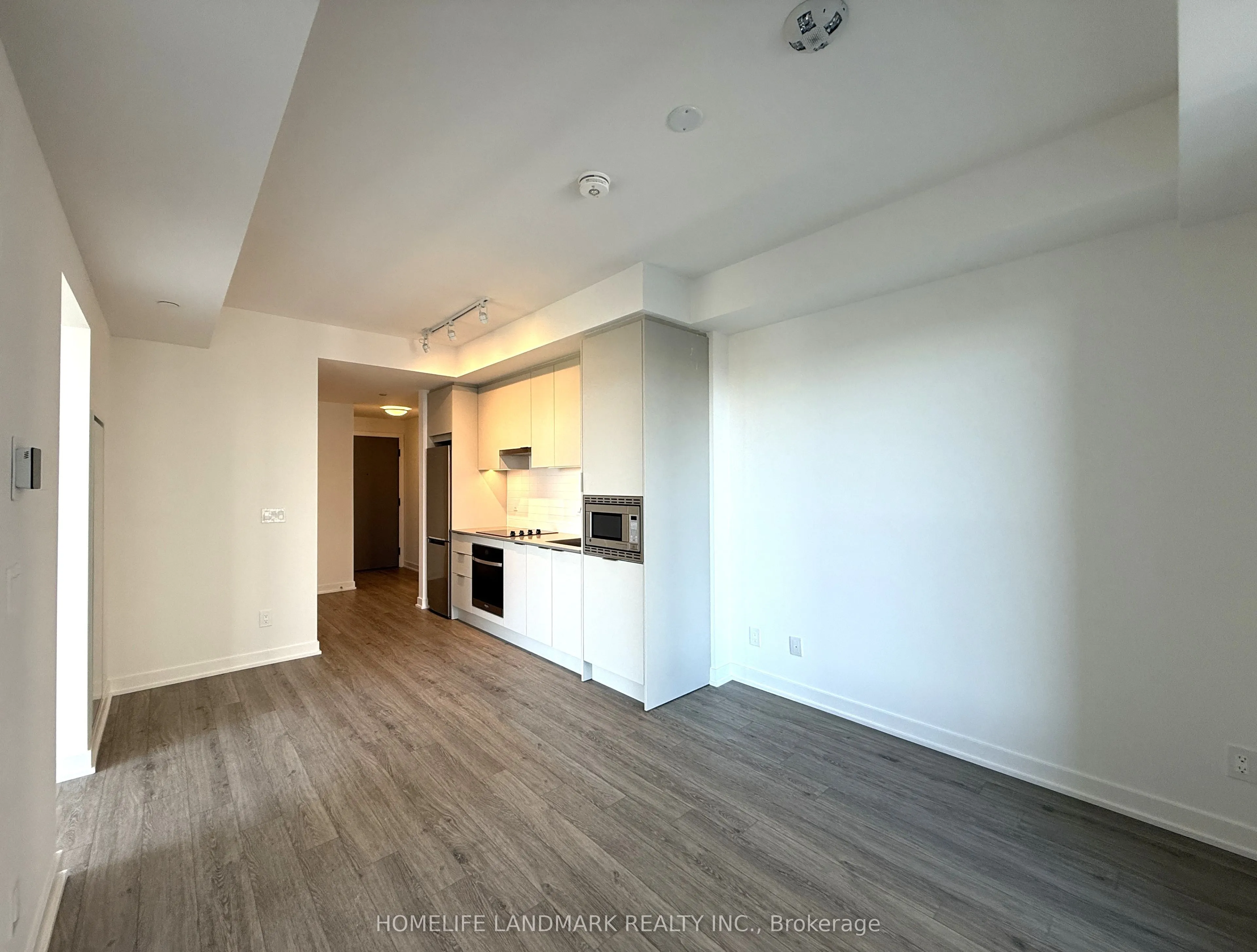 3071 Trafalgar Road, #403