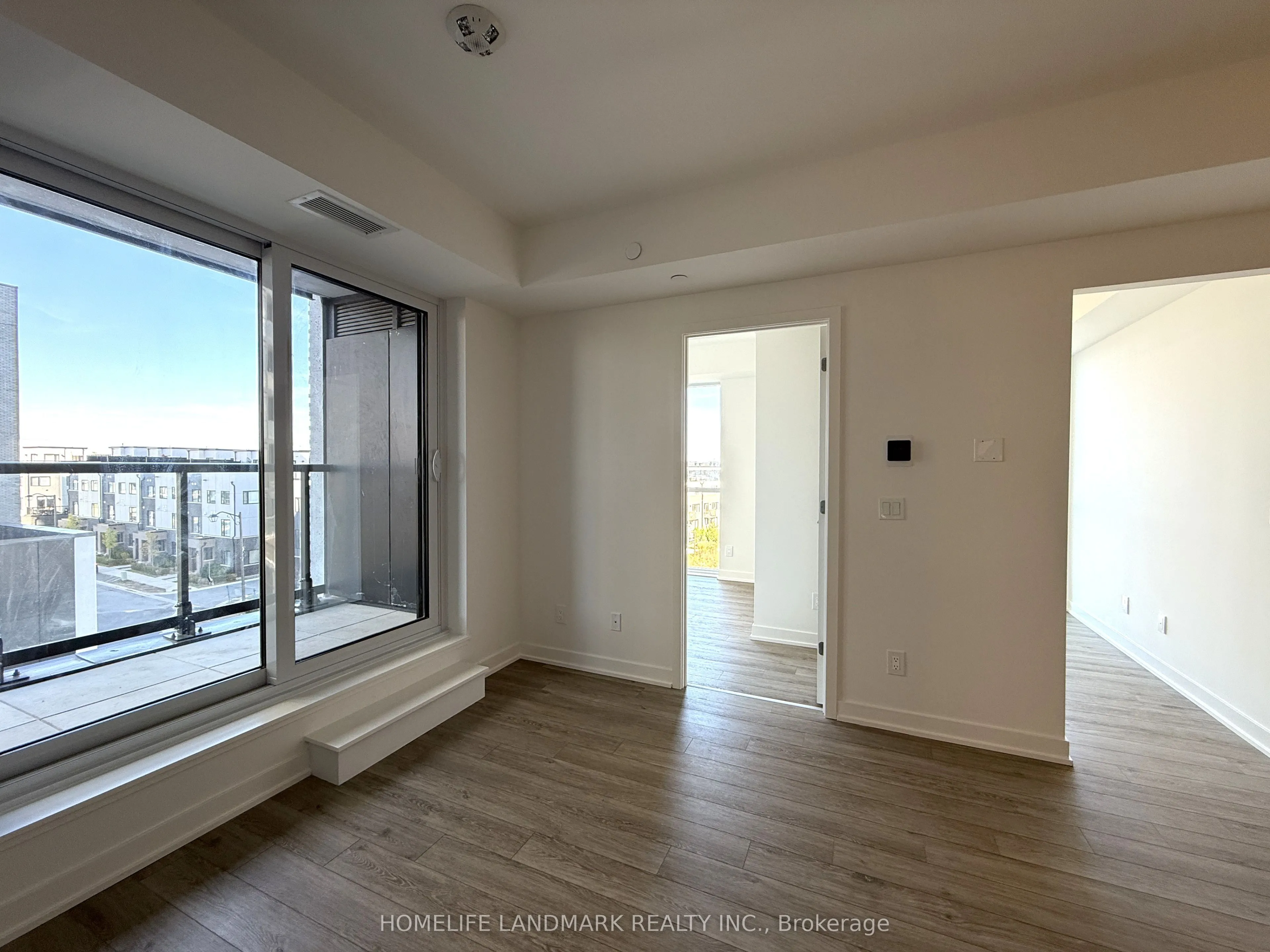 3071 Trafalgar Road, #403