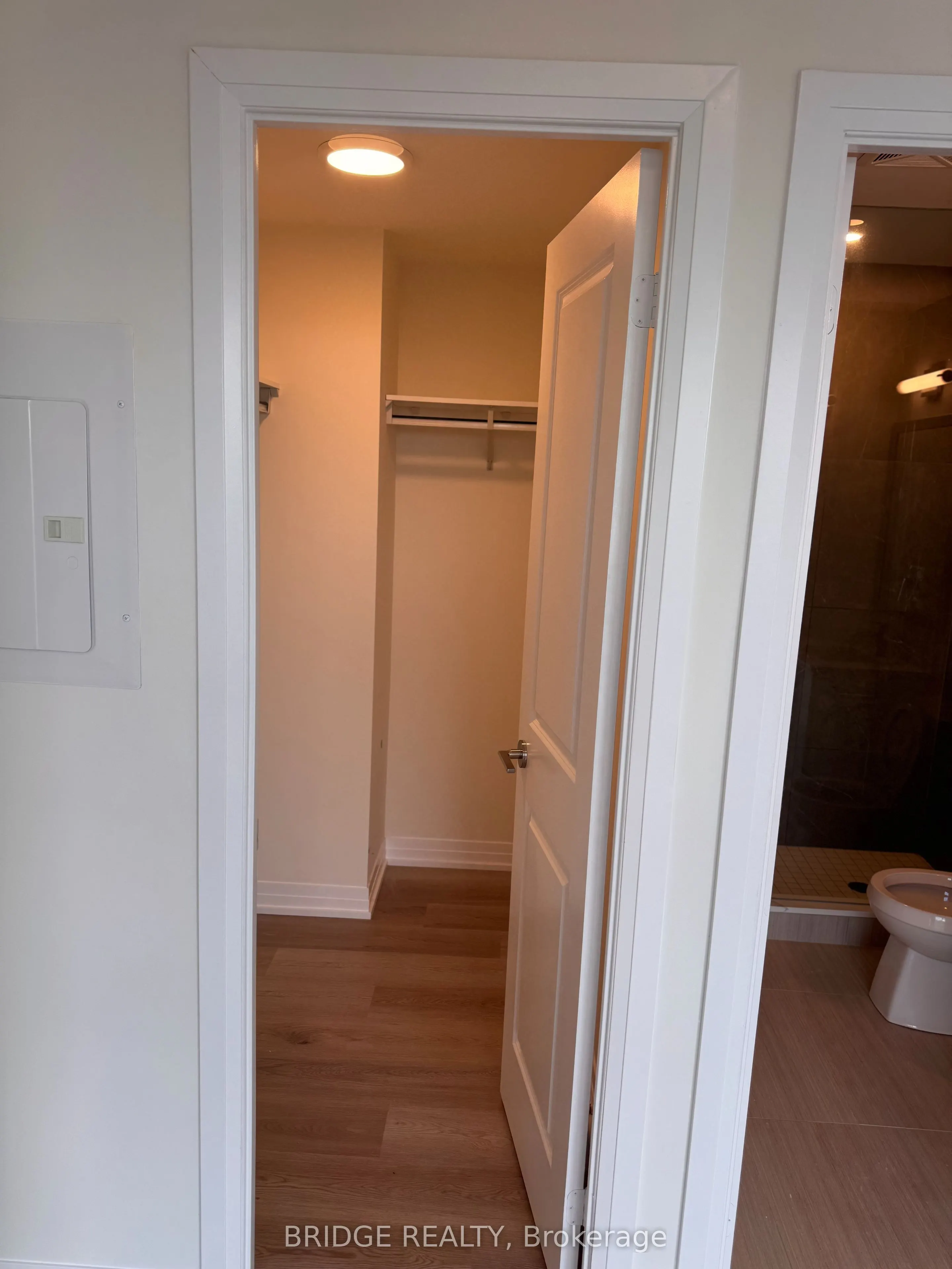 15 Watergarden Drive, #1009