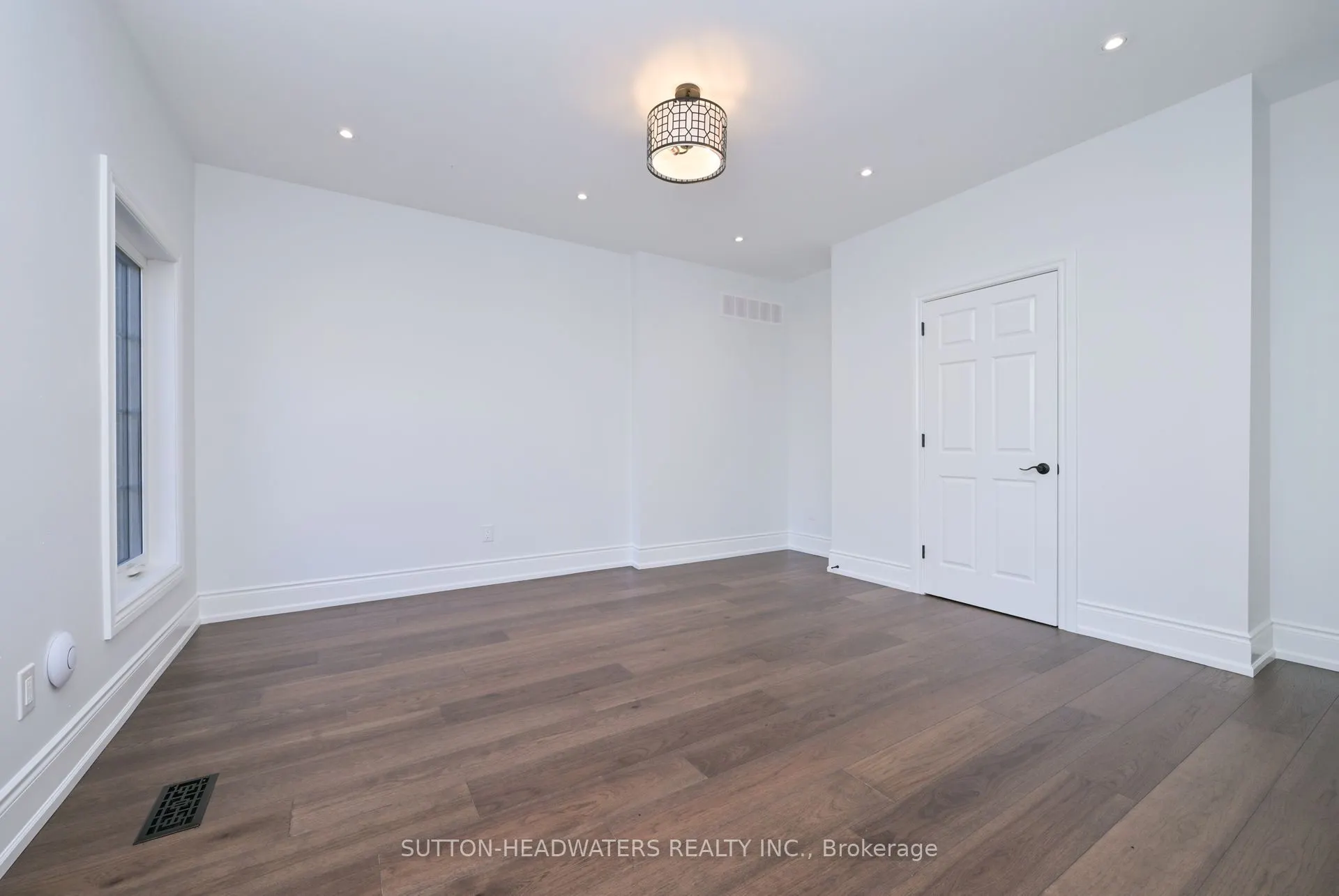 12 Flaherty Lane