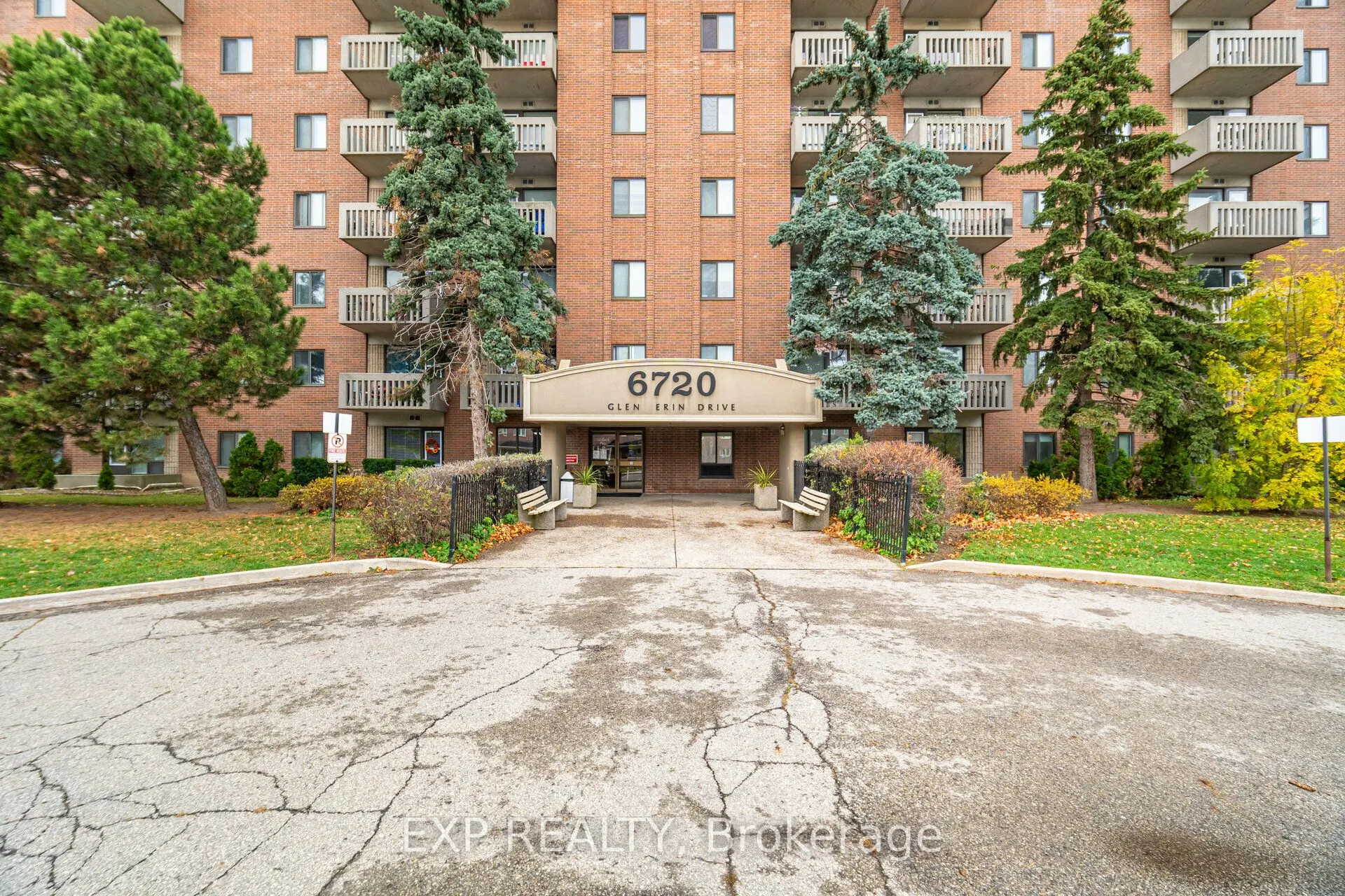 6720 Glen Erin Drive, #512