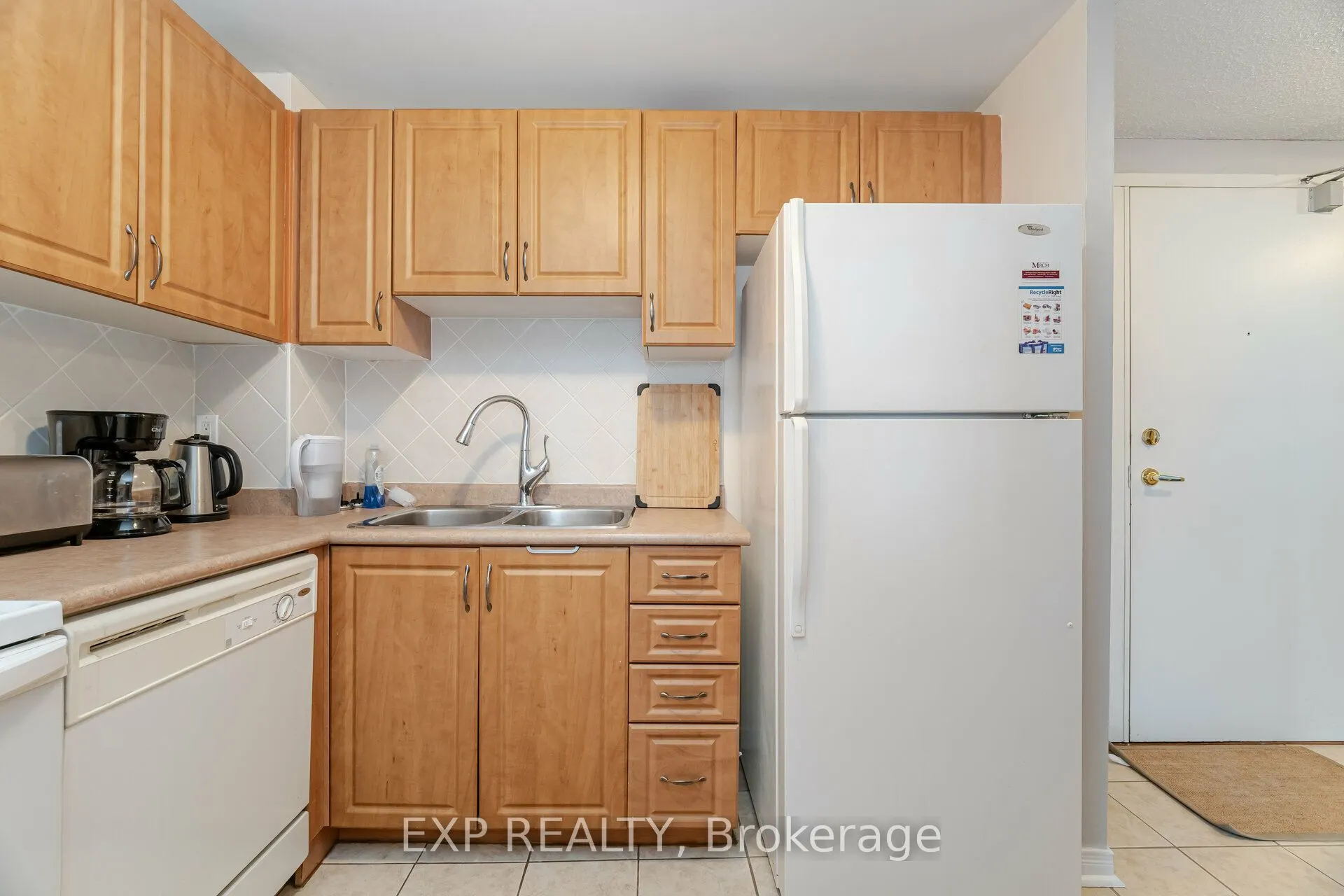 6720 Glen Erin Drive, #512