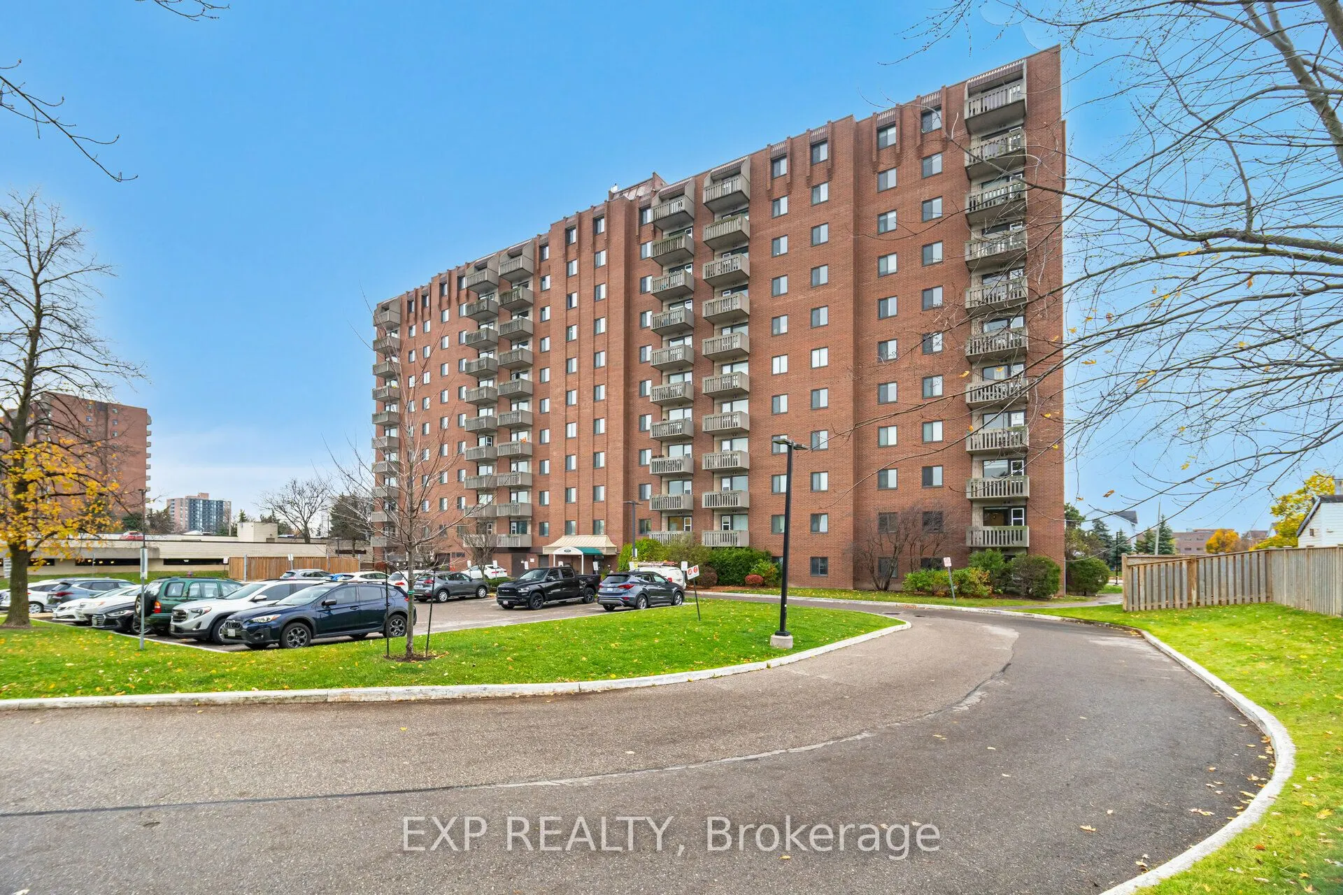 6720 Glen Erin Drive, #512