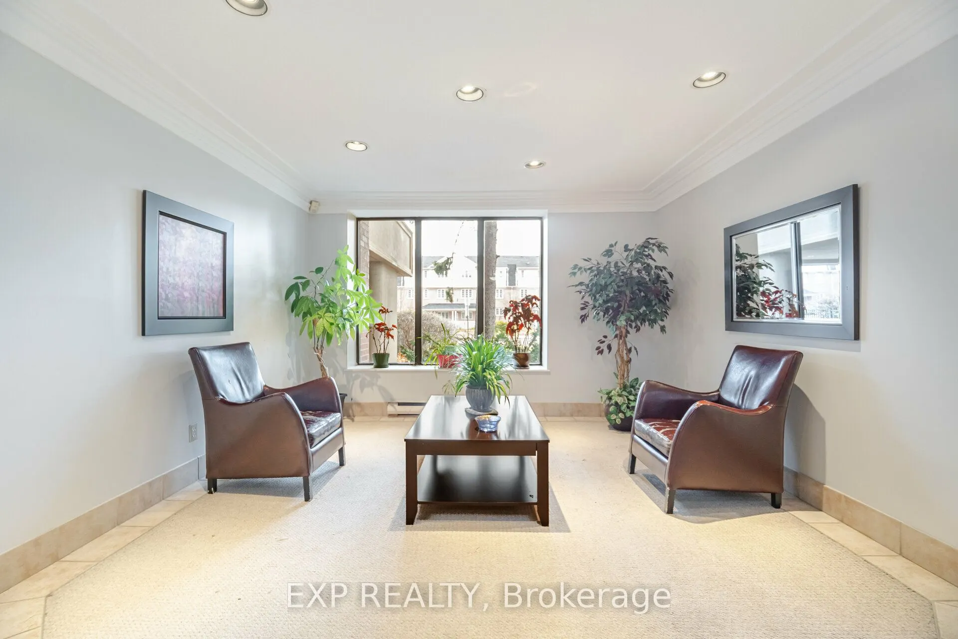 6720 Glen Erin Drive, #512
