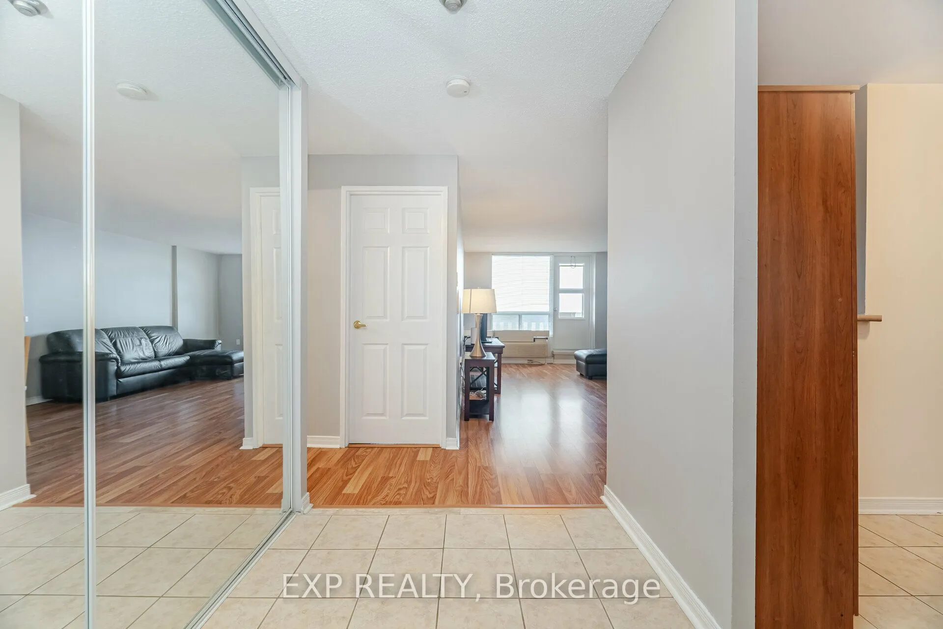 6720 Glen Erin Drive, #512