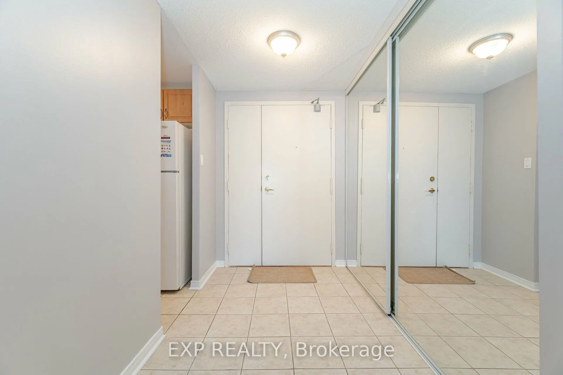 6720 Glen Erin Drive, #512