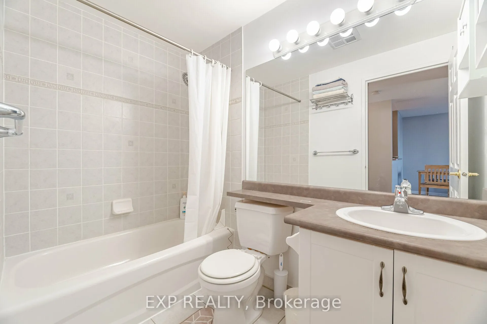 6720 Glen Erin Drive, #512
