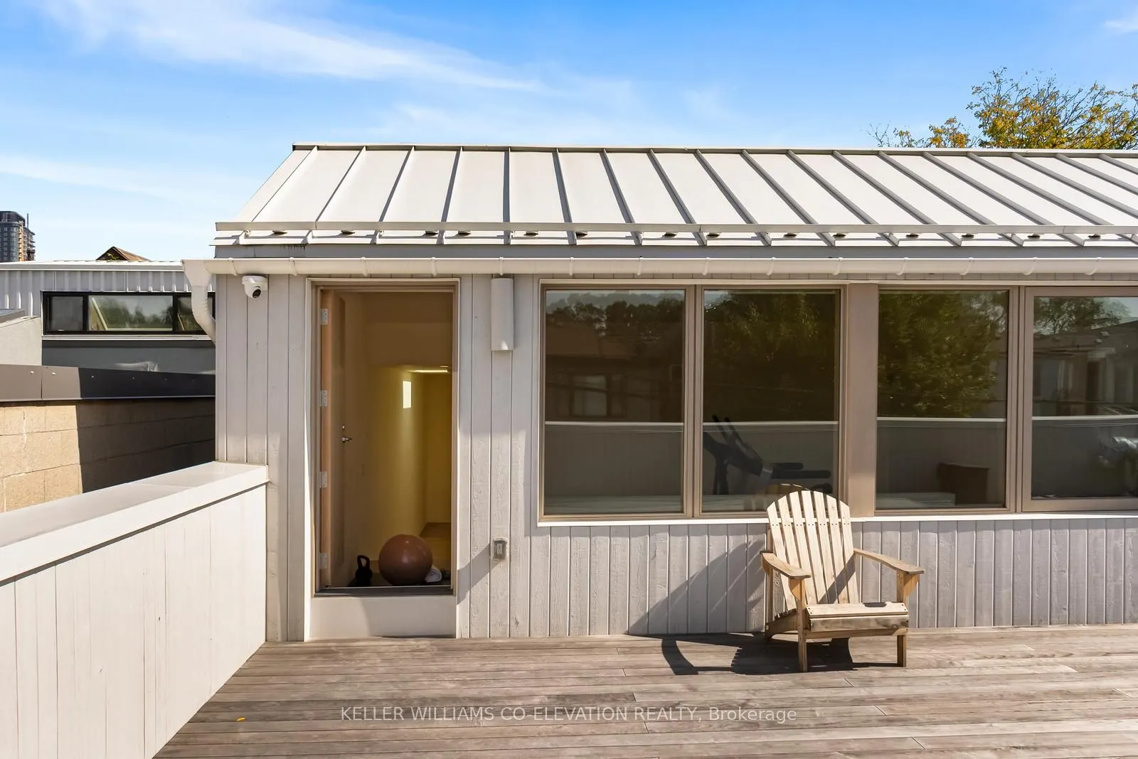 722 Lansdowne Avenue, #North Residence