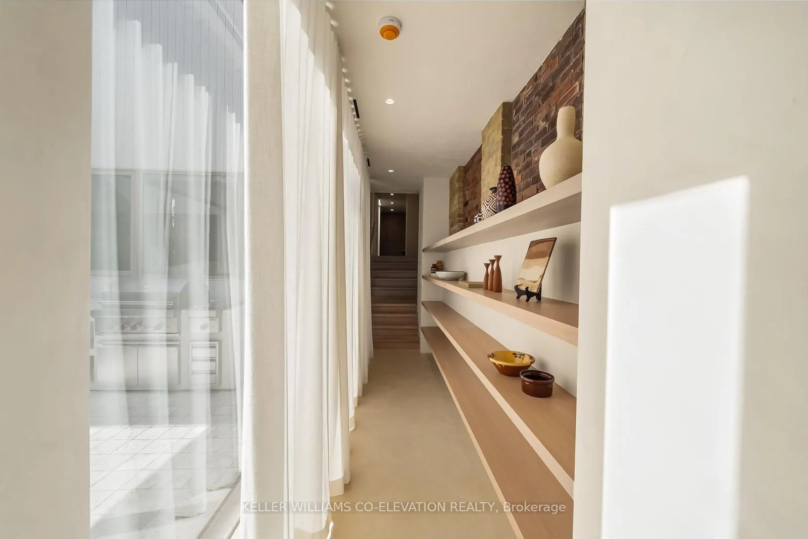 722 Lansdowne Avenue, #North Residence