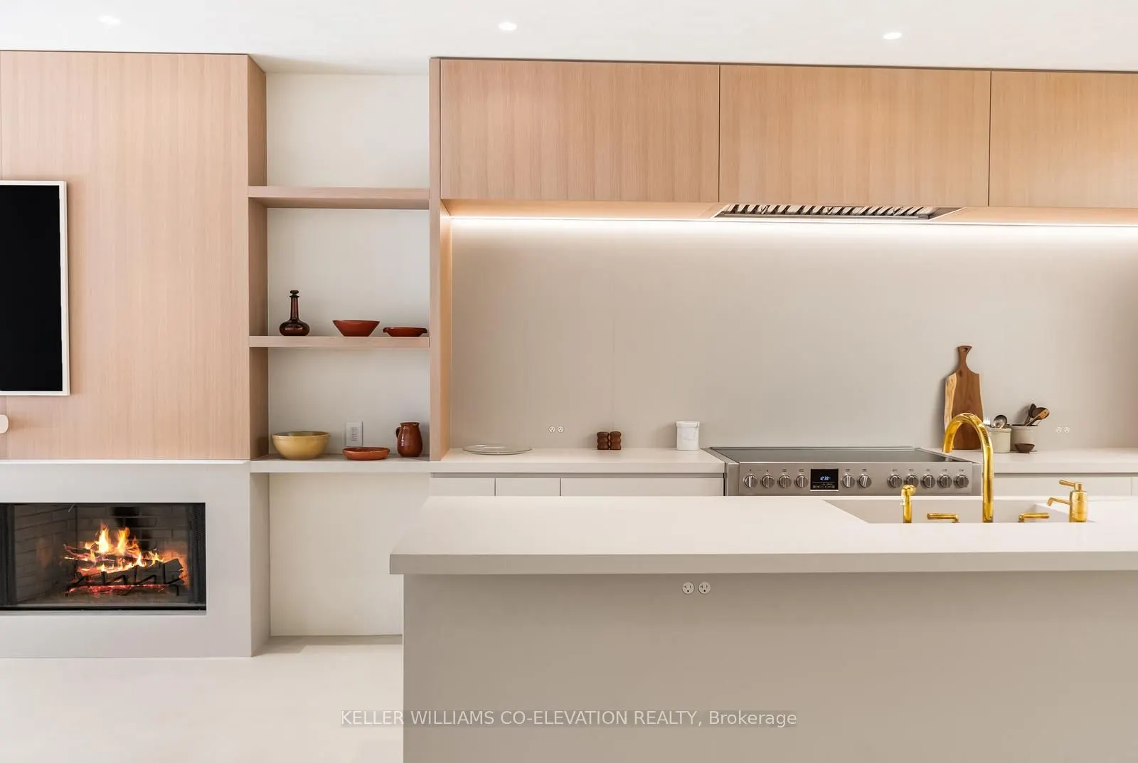 722 Lansdowne Avenue, #North Residence