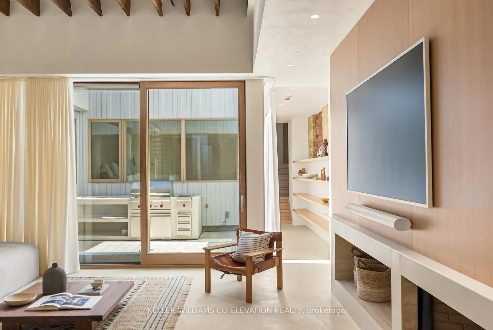 722 Lansdowne Avenue, #North Residence
