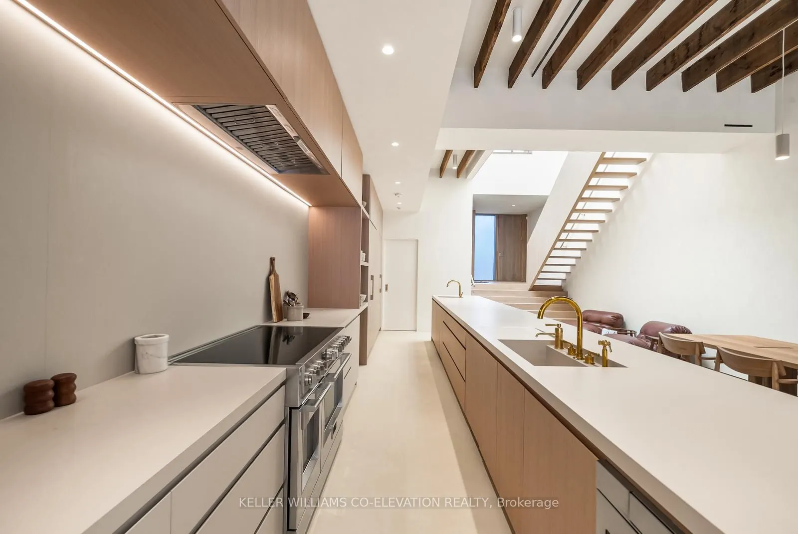 722 Lansdowne Avenue, #North Residence