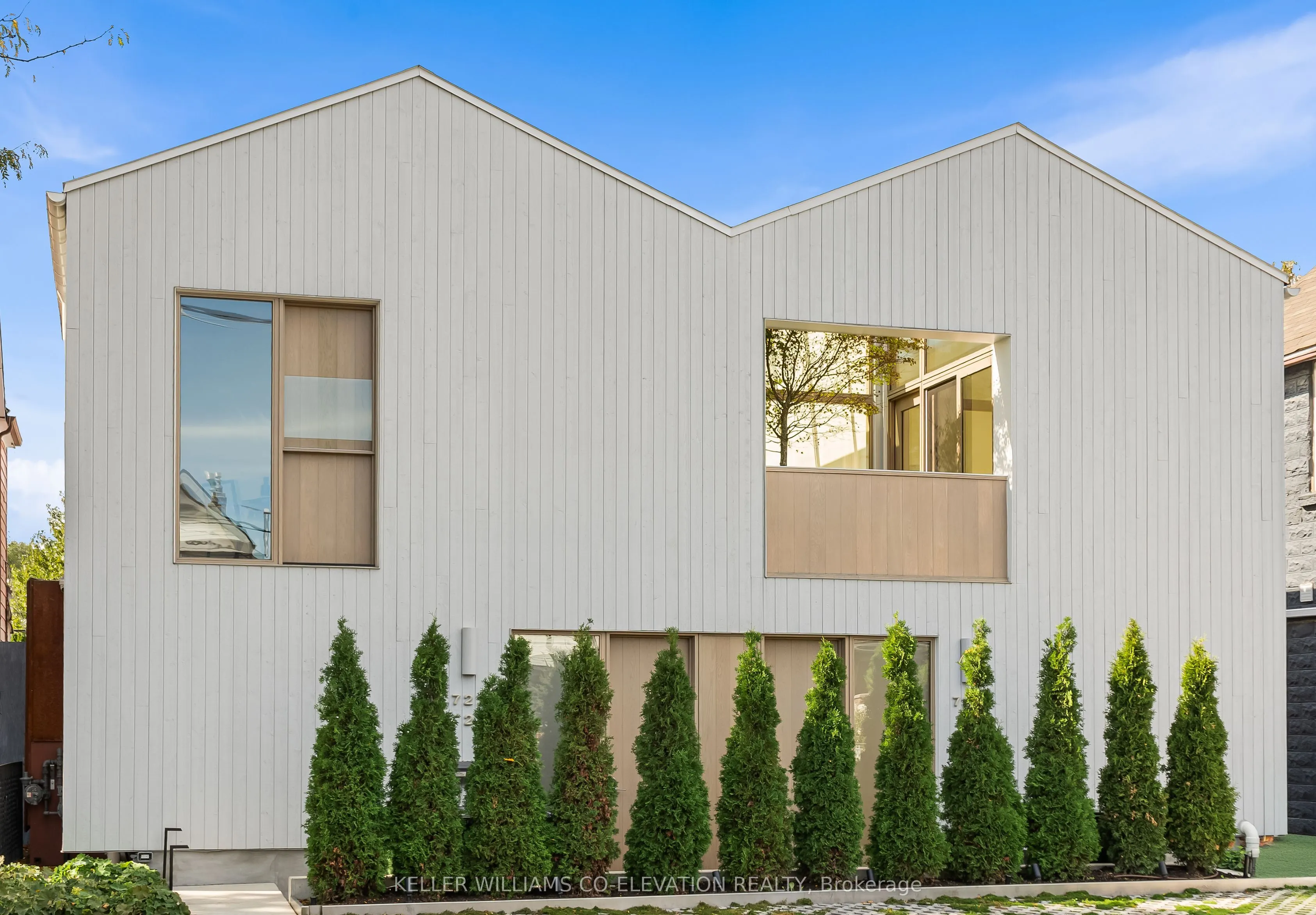 722 Lansdowne Avenue, #North Residence