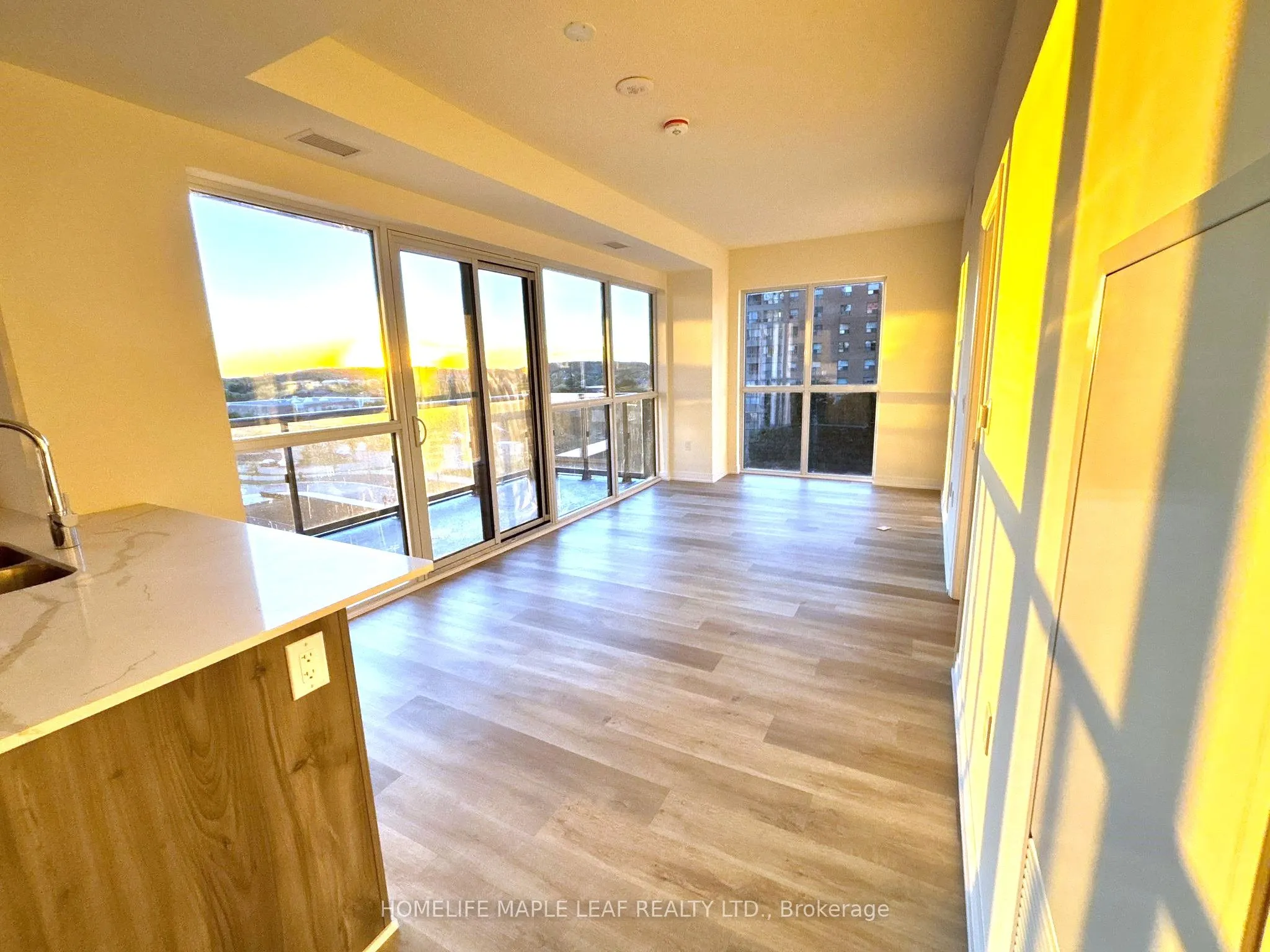 15 Watergarden Drive, #512