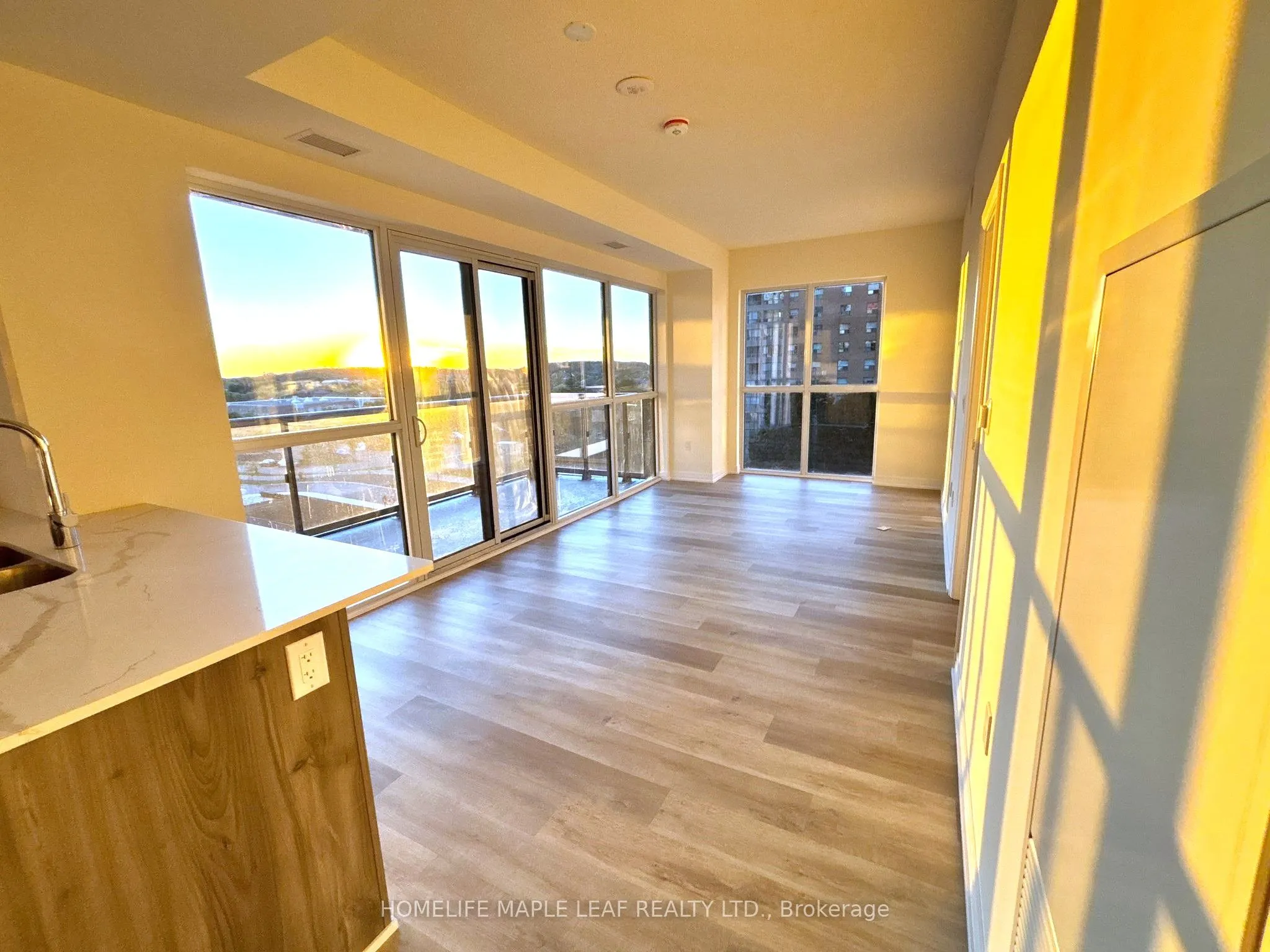 15 Watergarden Drive, #512